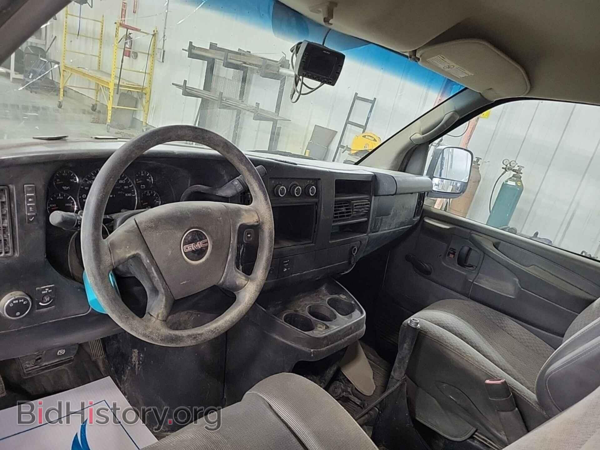 2012 GMC SAVANA - VIN: 1GTW7FCA2C1187656 - Photo 18