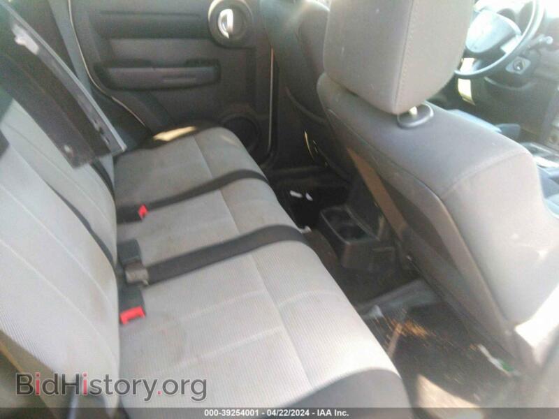 2007 Dodge NITRO (VIN 1D8GU28K57W580116) — photo 8 of 14