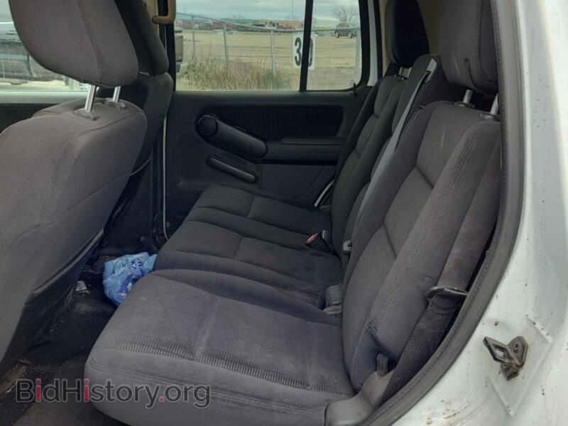 2010 Ford EXPLORER (VIN 1FMEU7DE9AUA48627) — photo 25 of 38