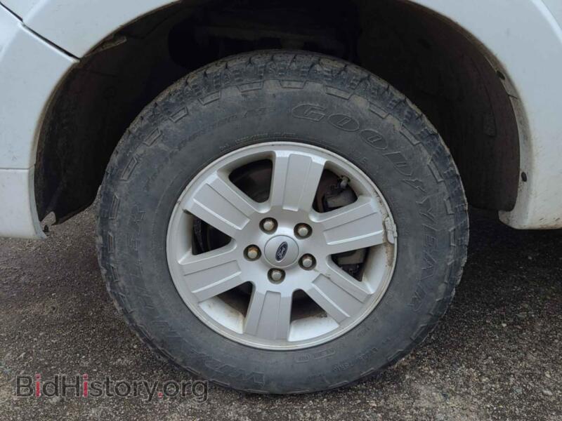 2010 Ford EXPLORER (VIN 1FMEU7DE9AUA48627) — photo 32 of 38