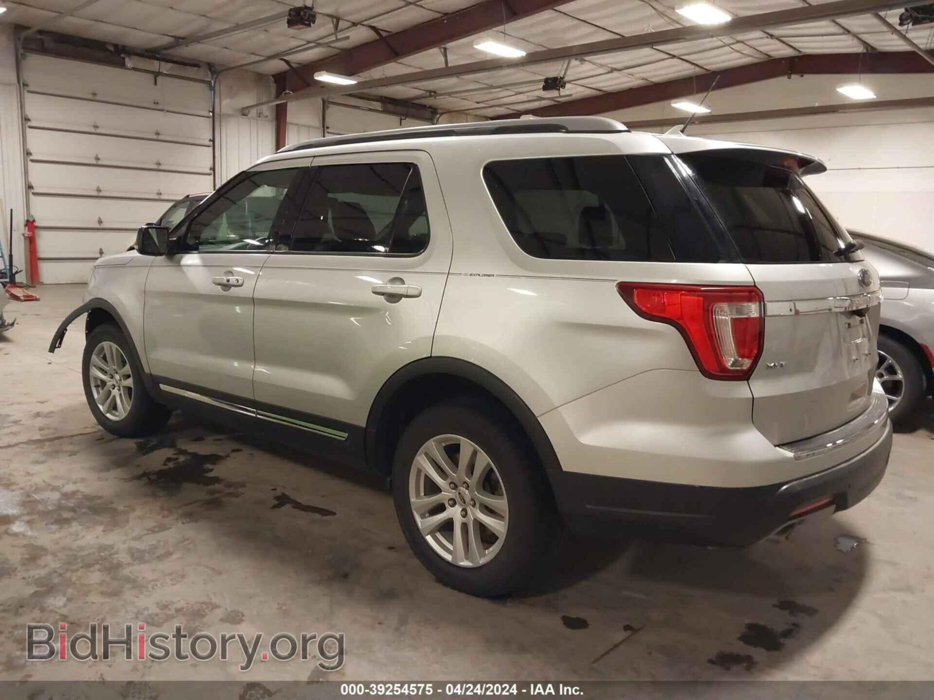 2018 FORD EXPLORER - VIN: 1FM5K8D8XJGB60504 - Фото 3