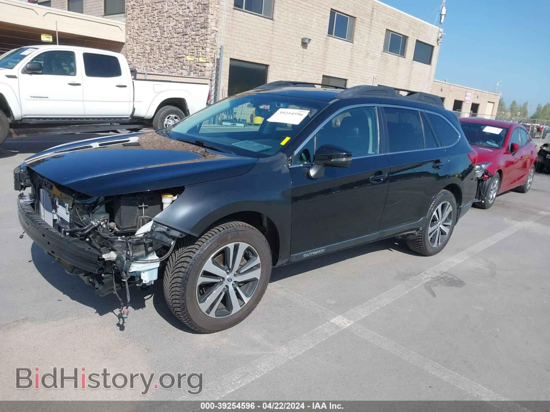 2018 SUBARU OUTBACK - VIN: 4S4BSANC3J3205058 - Фото 2