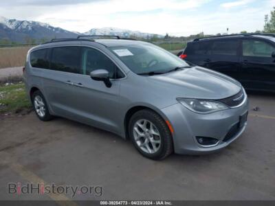 2017 Chrysler PACIFICA Touring Plus, gray — VIN 2C4RC1BG5HR768573, IAAI