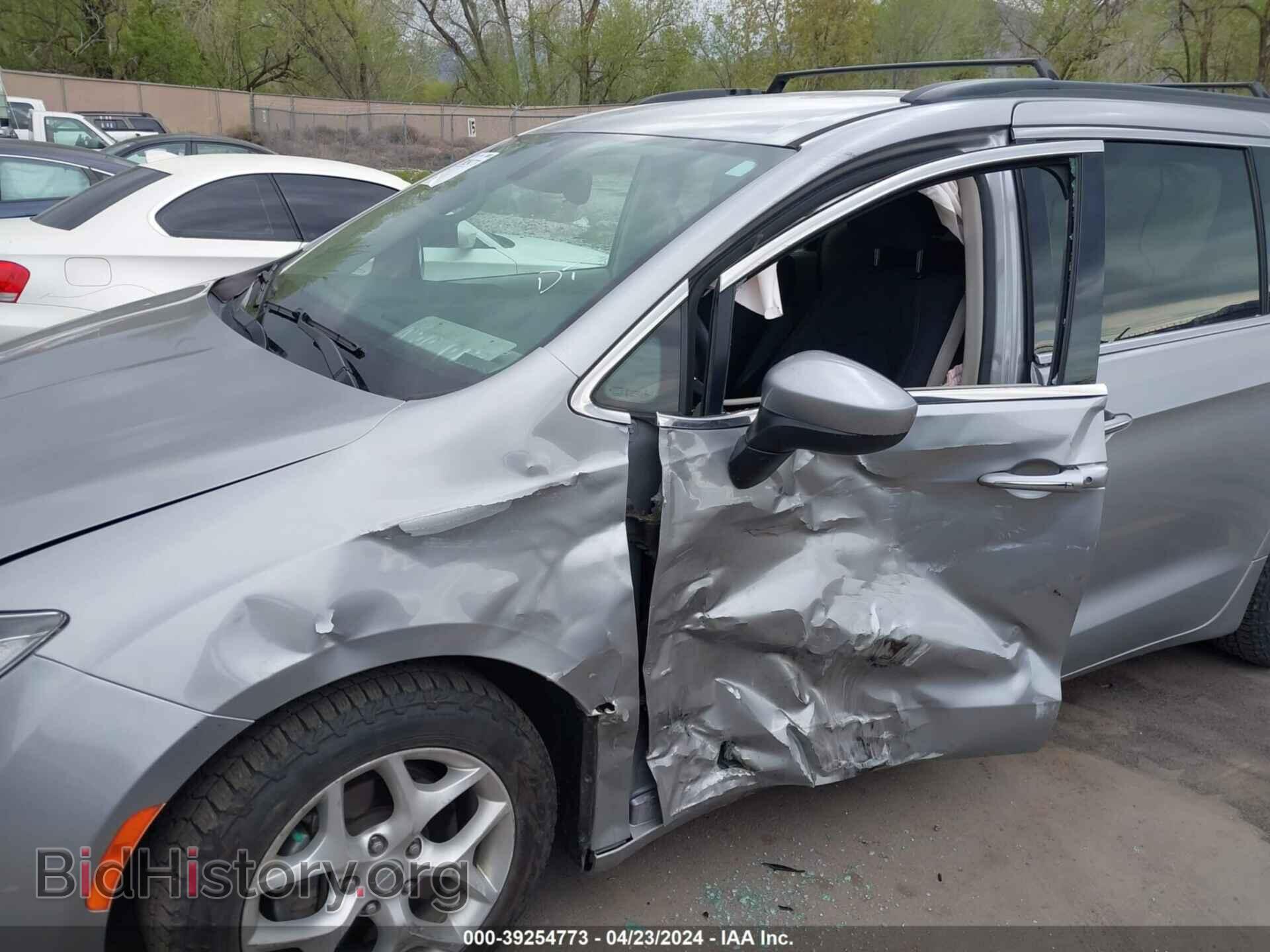 2017 CHRYSLER PACIFICA - VIN: 2C4RC1BG5HR768573 - Photo 6