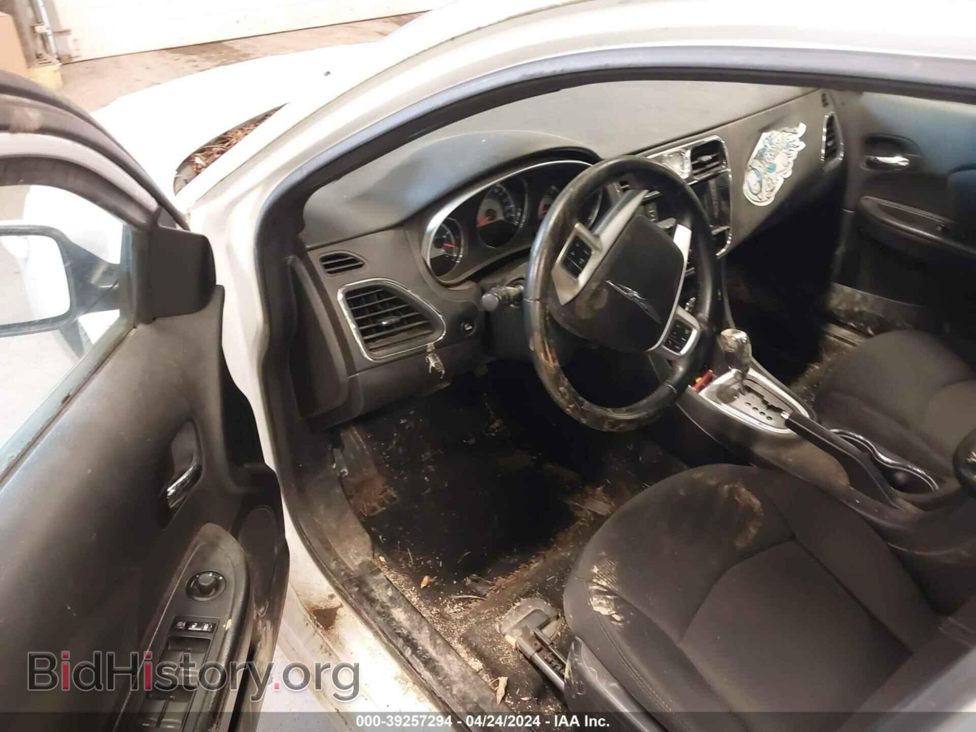2012 CHRYSLER 200 - VIN: 1C3CCBBB9CN236494 - Фото 5