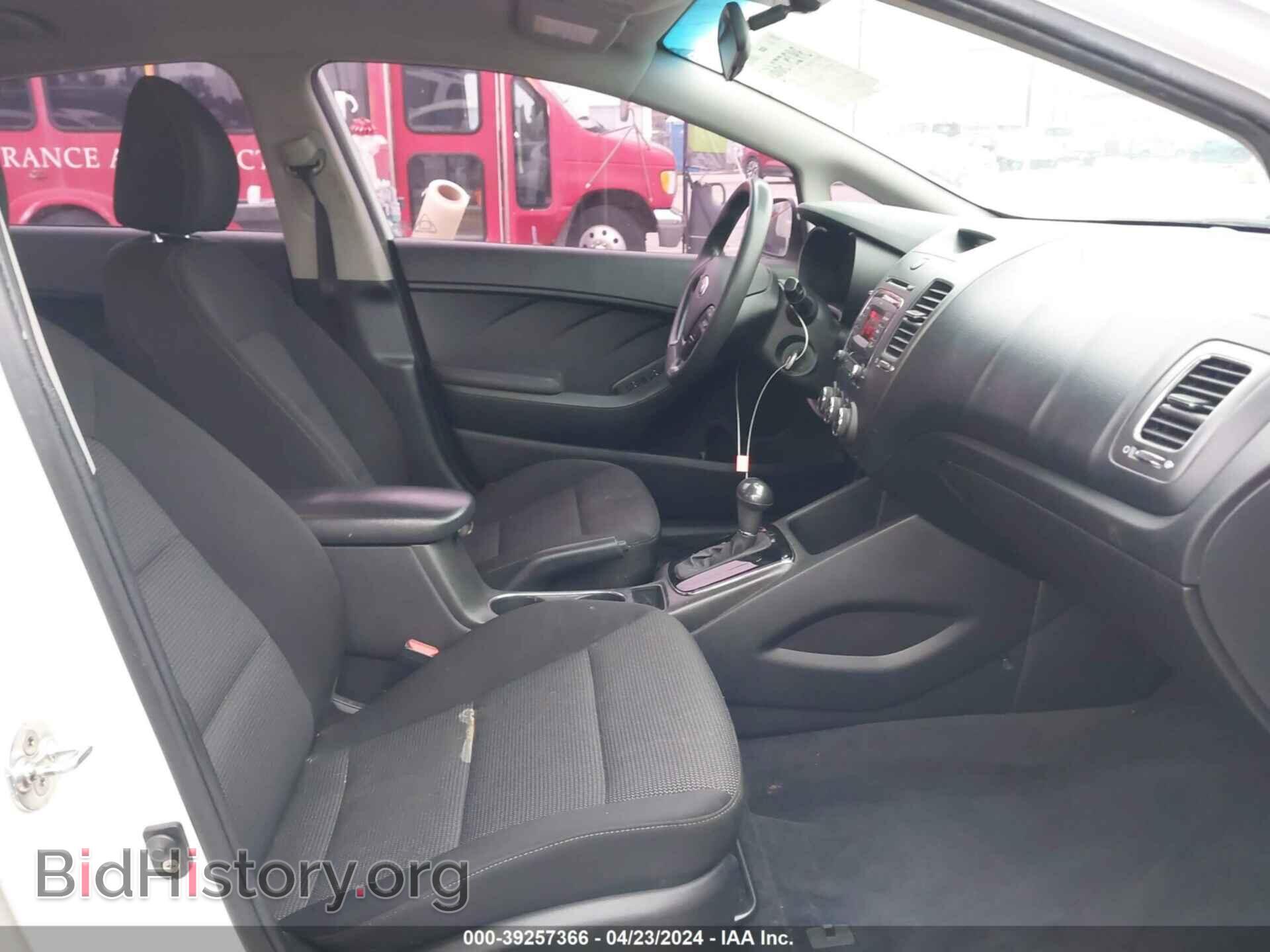 2017 KIA FORTE - VIN: 3KPFK4A74HE114738 - Фото 5
