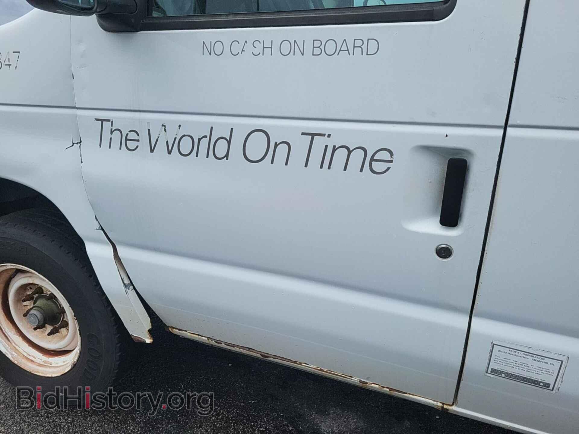 2010 FORD ECONOLINE - VIN: 1FTNE1EW9ADA91340 - Фото 3