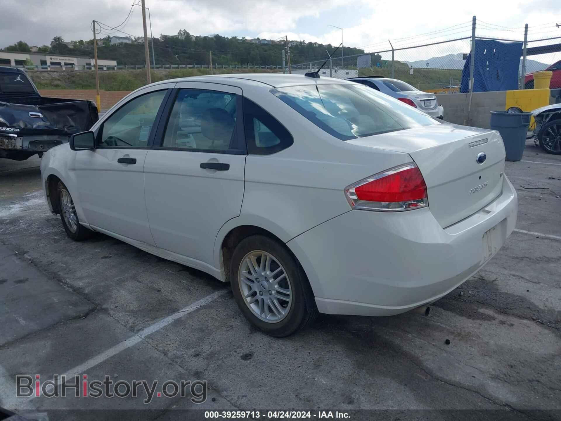 2009 FORD FOCUS - VIN: 1FAHP35N09W156883 - Фото 3