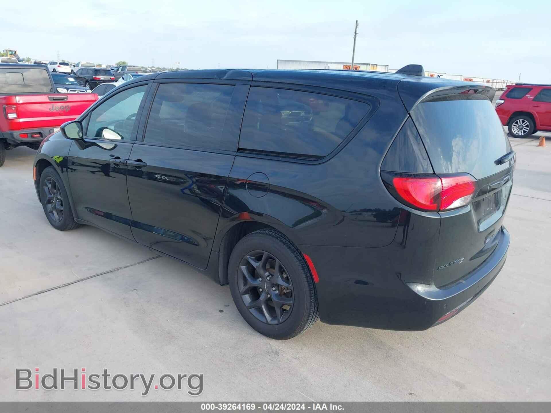 2020 CHRYSLER PACIFICA - VIN: 2C4RC1FG4LR245533 - Фото 3