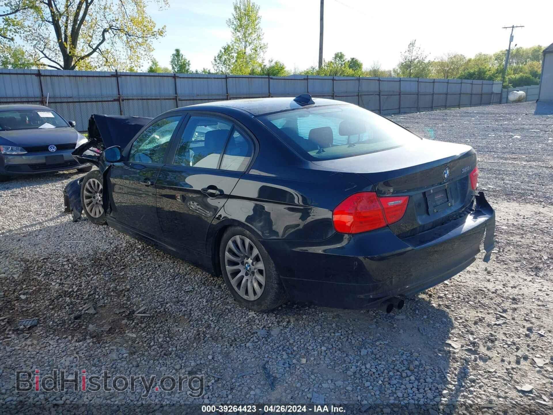 2009 BMW 328I - VIN: WBAPK53569A512590 - Фото 3