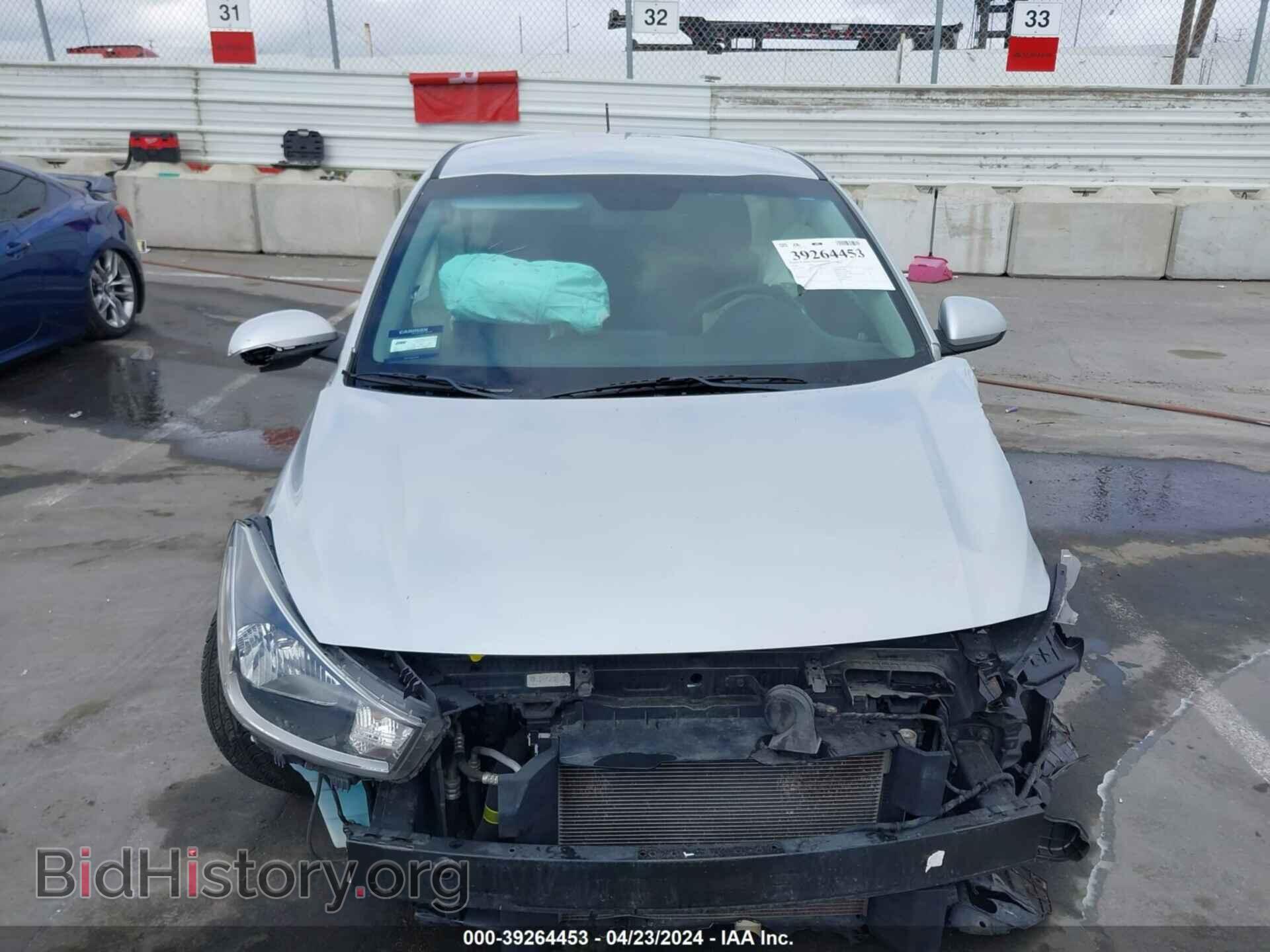 2019 KIA RIO - VIN: 3KPA24AB6KE179211 - Фото 11