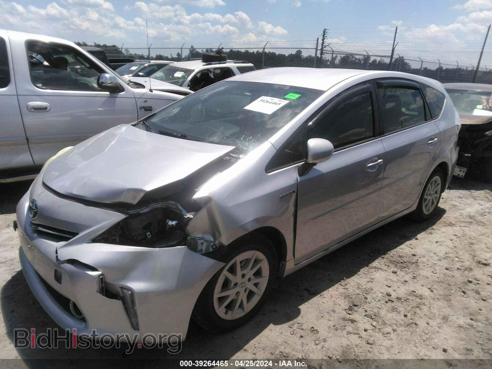2013 TOYOTA PRIUS V - VIN: JTDZN3EU2D3216054 - Фото 2