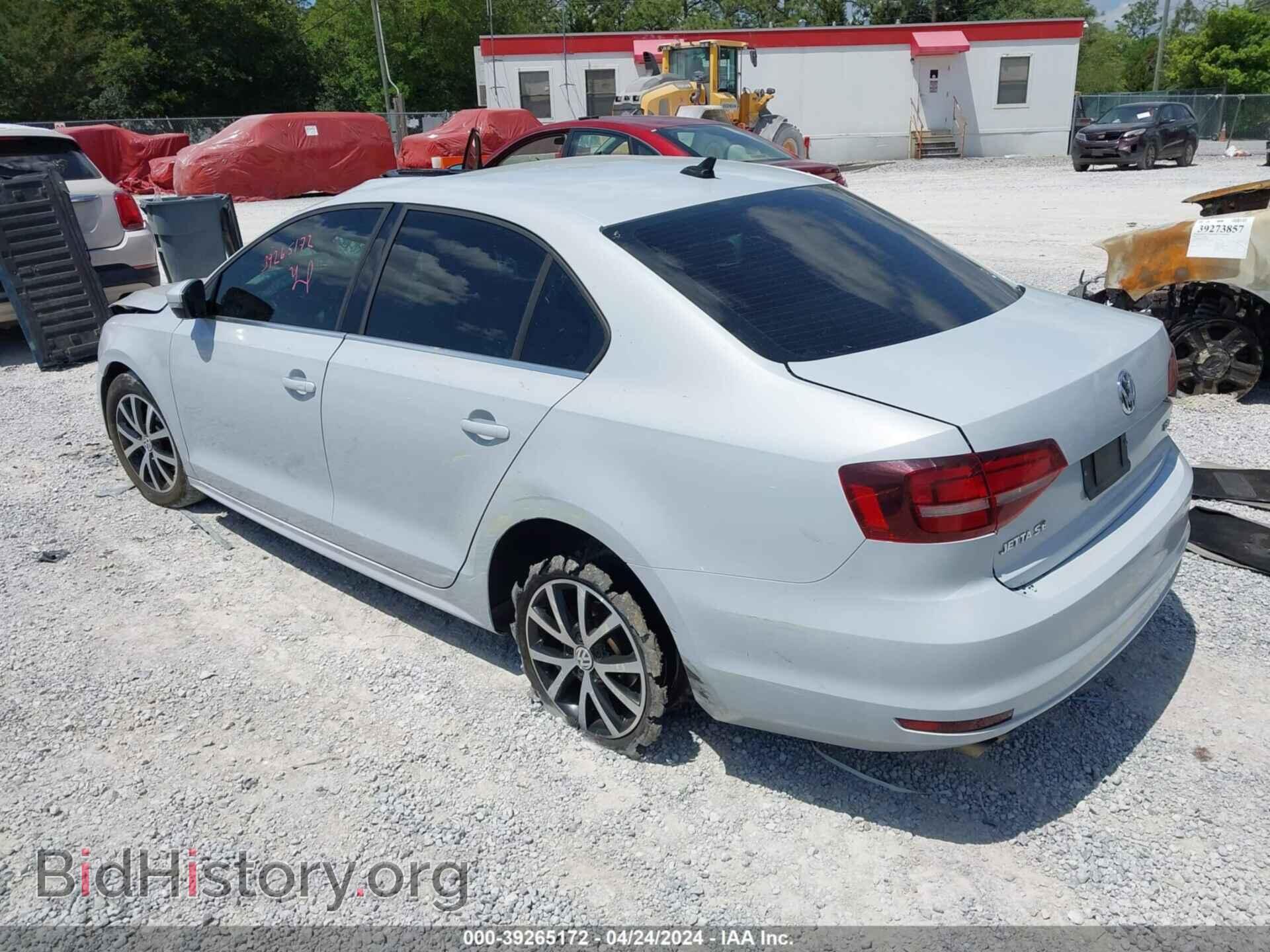 2017 VOLKSWAGEN JETTA - VIN: 3VWDB7AJ5HM411721 - Фото 3