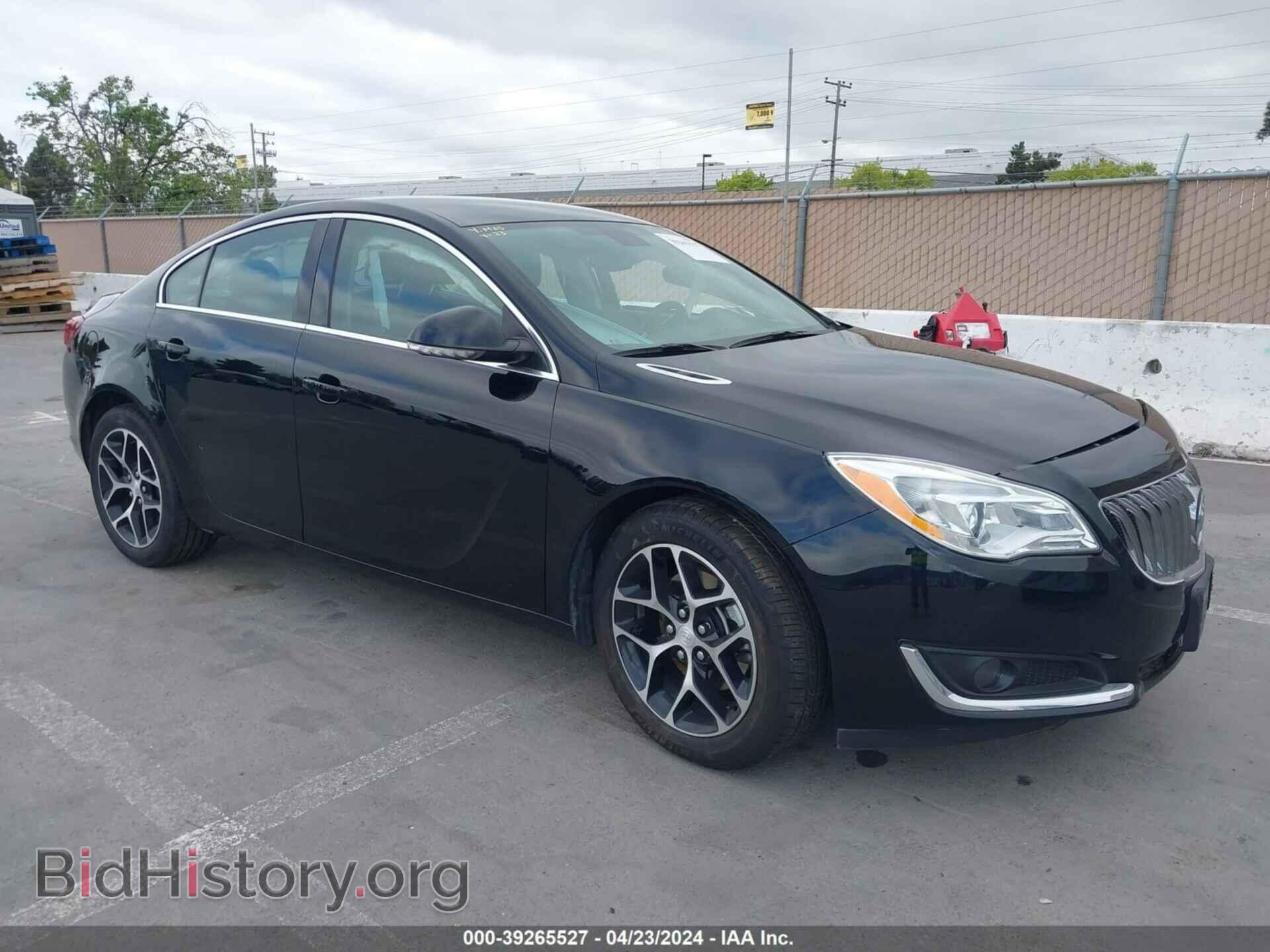 Photo 2G4GL5EX7H9101316 - BUICK REGAL 2017