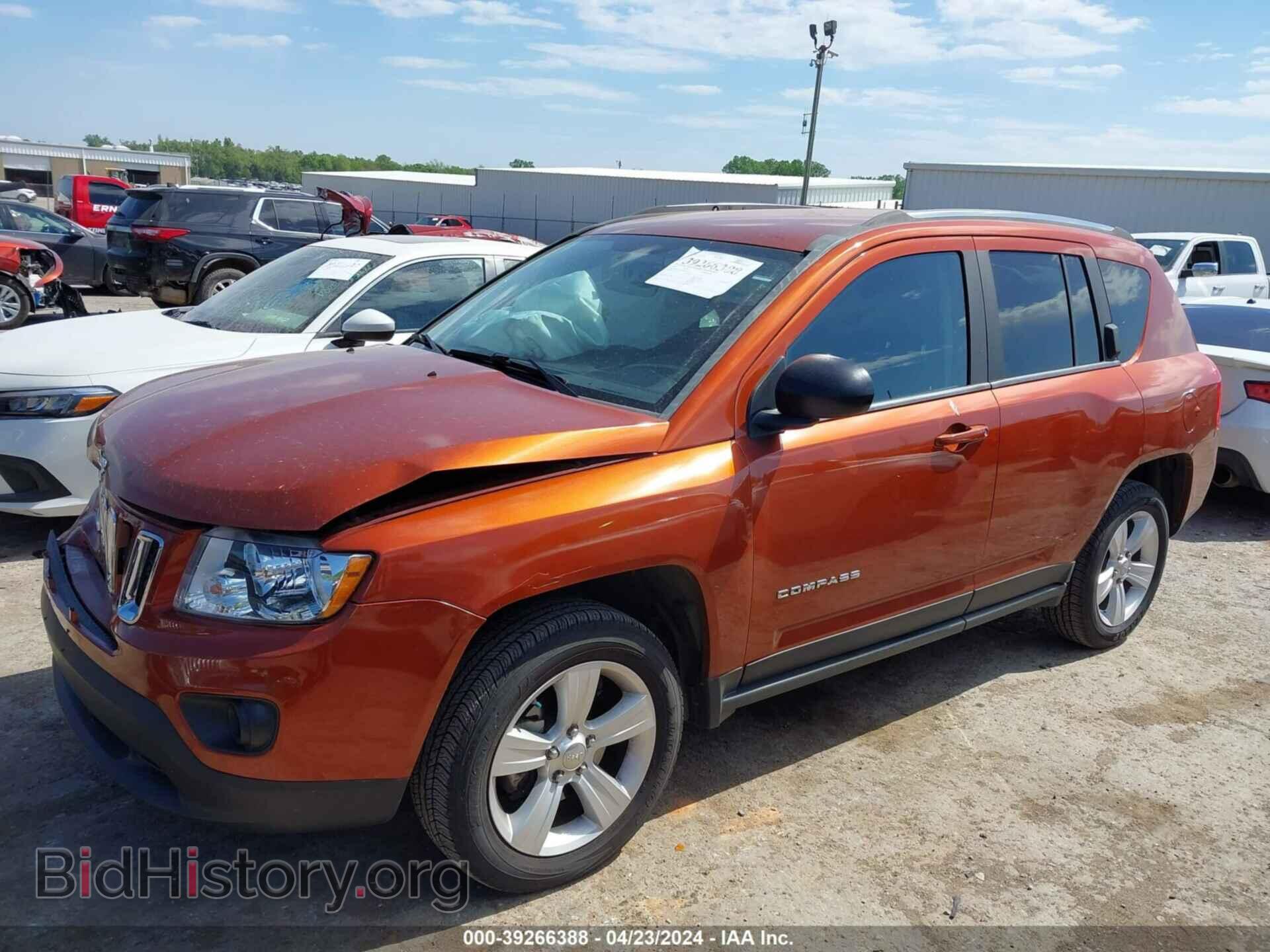 2012 JEEP COMPASS - VIN: 1C4NJCEA2CD677201 - Фото 2