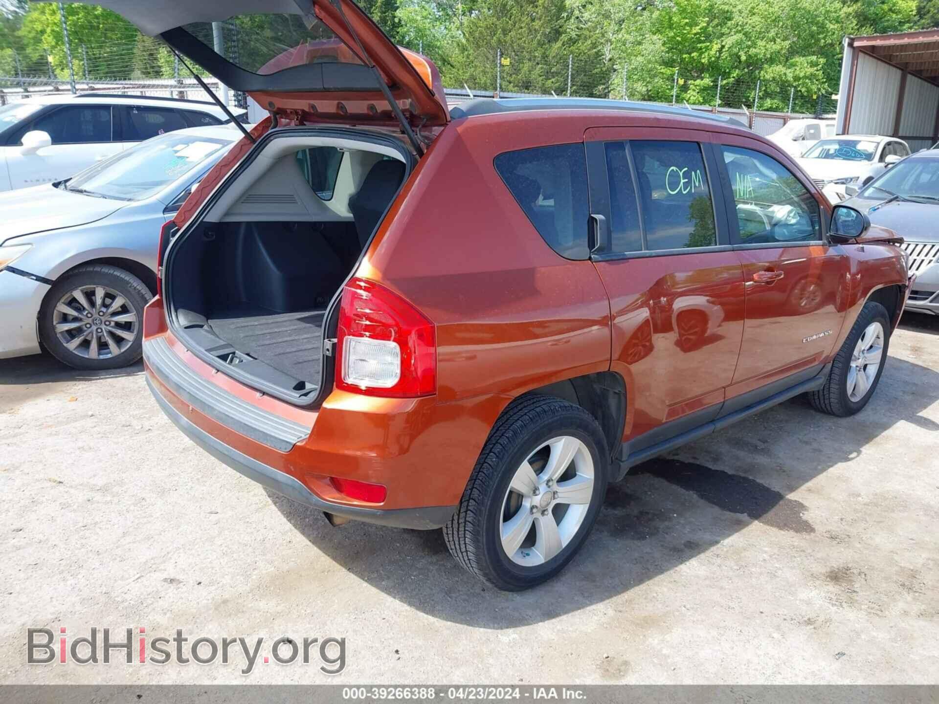 2012 JEEP COMPASS - VIN: 1C4NJCEA2CD677201 - Фото 4