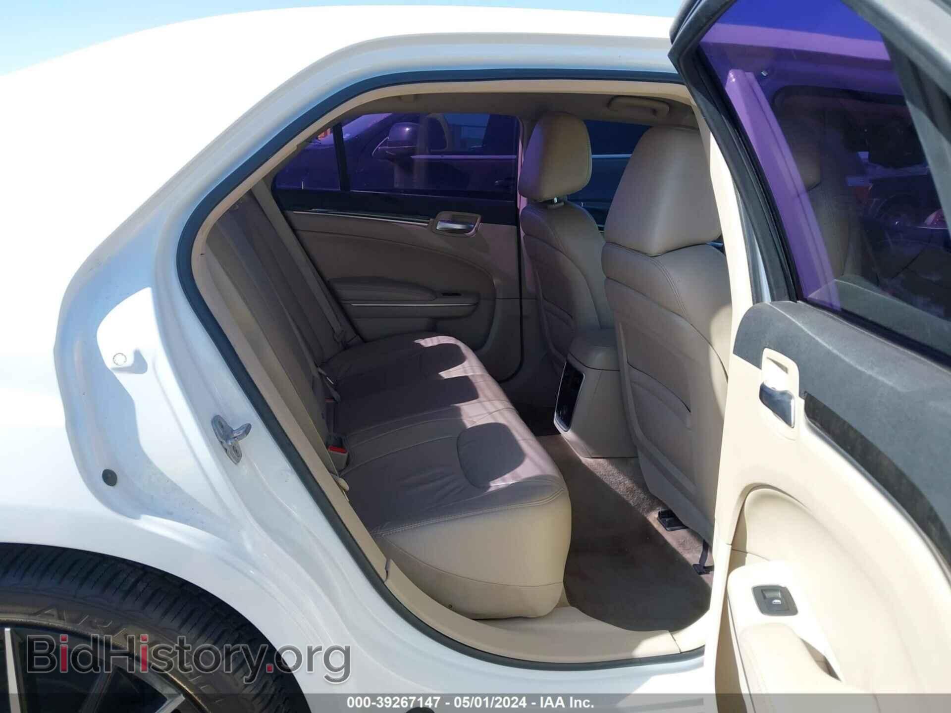 2013 CHRYSLER 300 - VIN: 2C3CCAAG2DH508496 - Фото 8