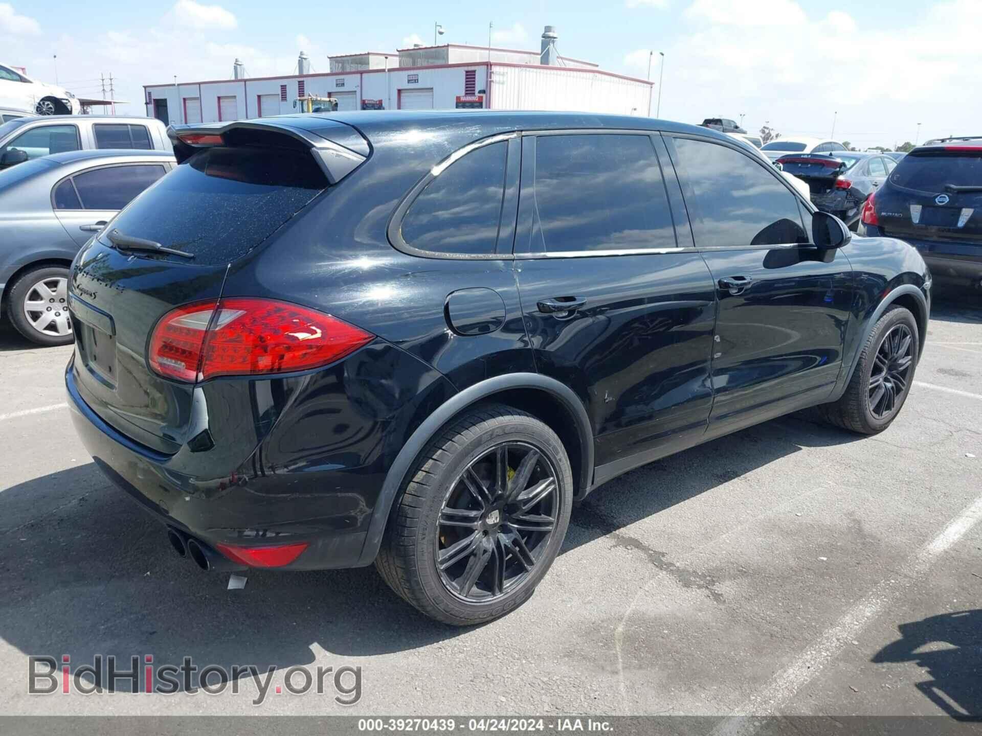 2011 PORSCHE CAYENNE - VIN: WP1AB2A29BLA54438 - Фото 4
