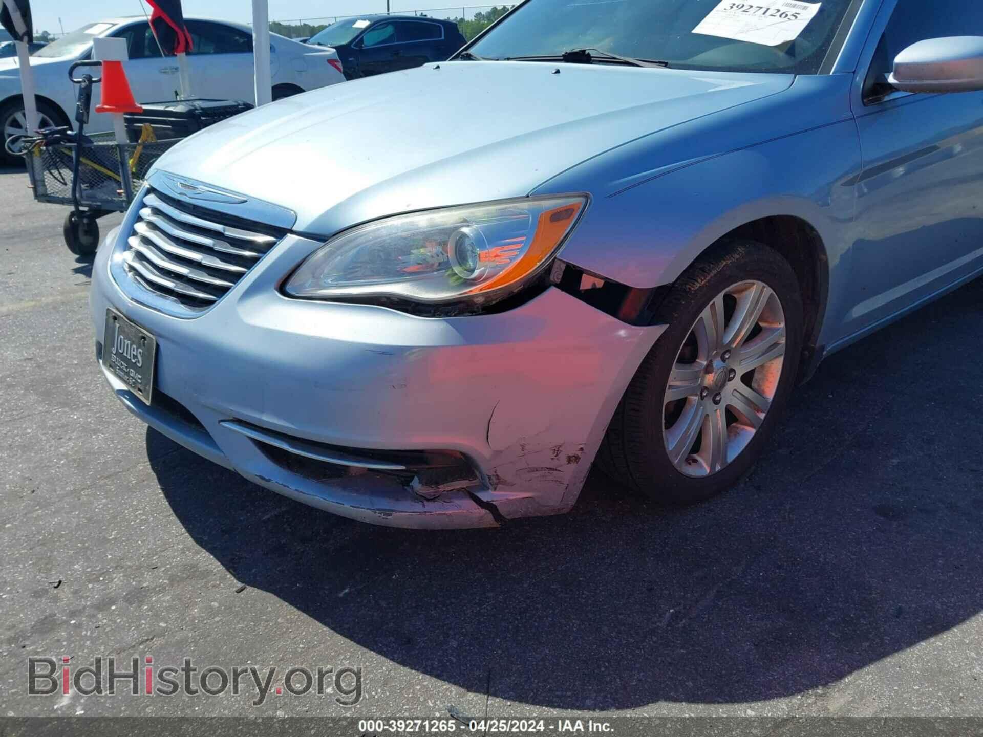 2013 CHRYSLER 200 - VIN: 1C3CCBAB8DN698113 - Фото 6