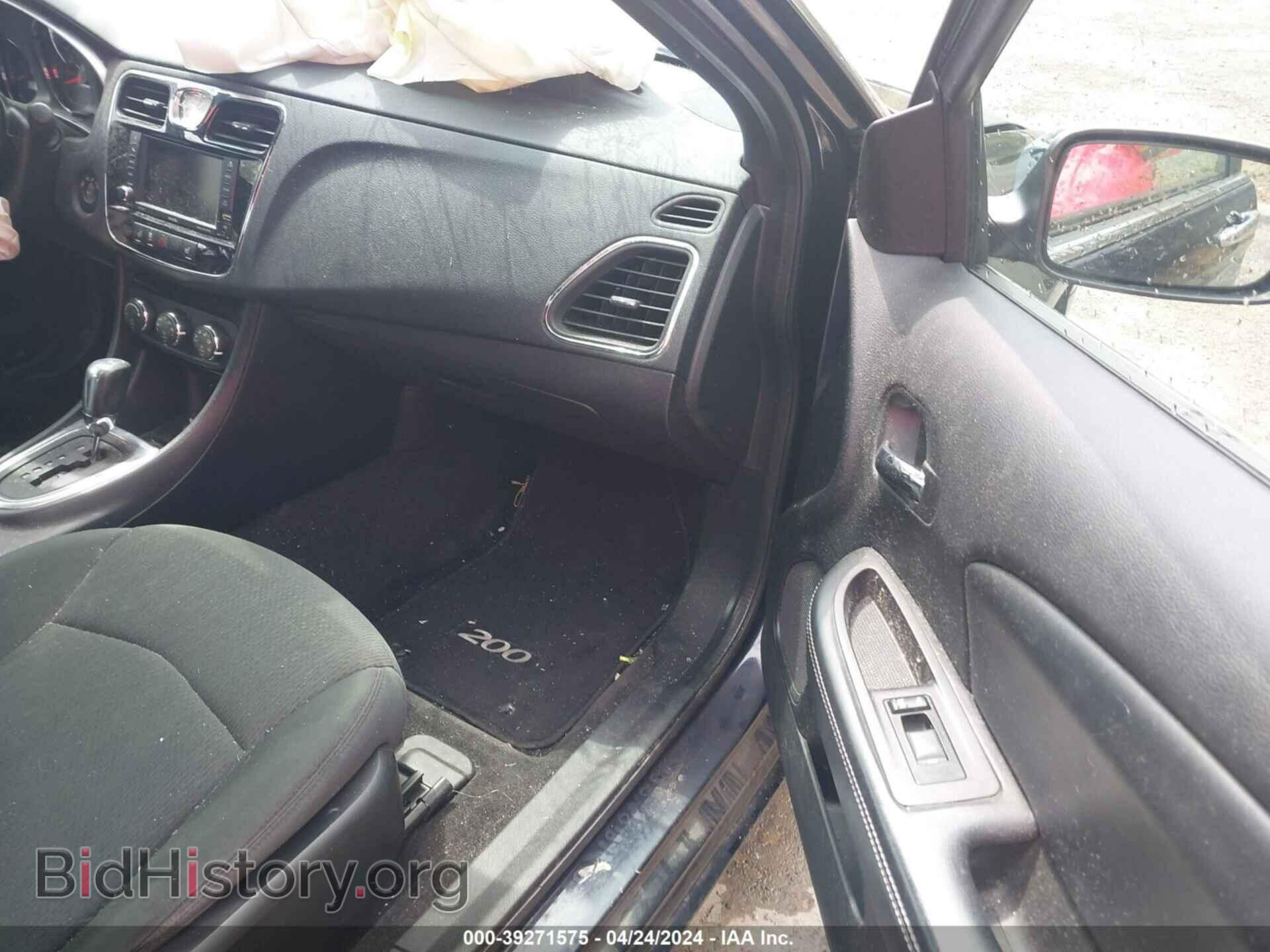 2012 CHRYSLER 200 - VIN: 1C3CCBCB2CN106894 - Photo 5