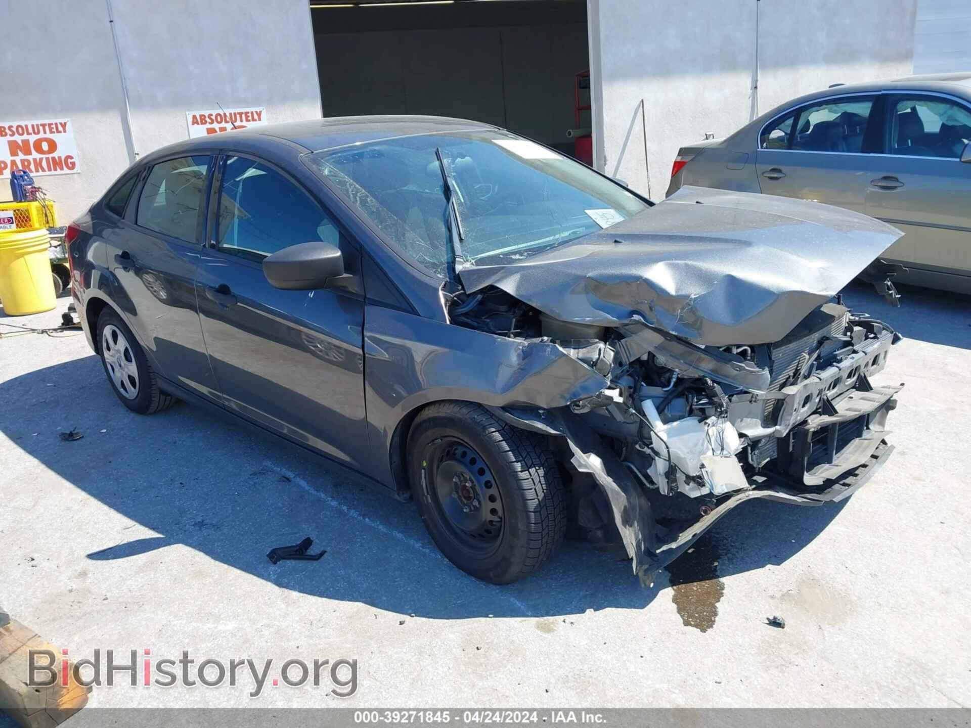 Photo 1FADP3E28JL318575 - FORD FOCUS 2018