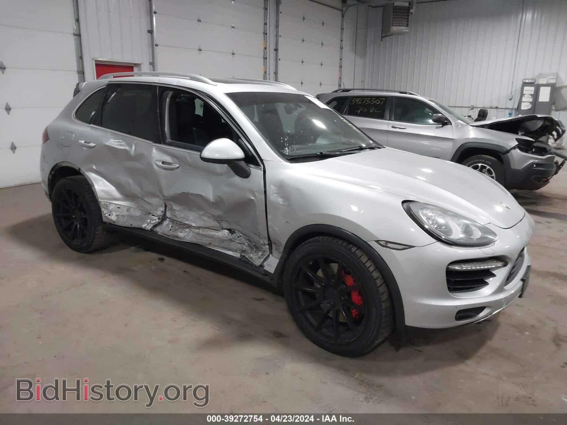 Фотография WP1AC2A21CLA81289 - PORSCHE CAYENNE 2012