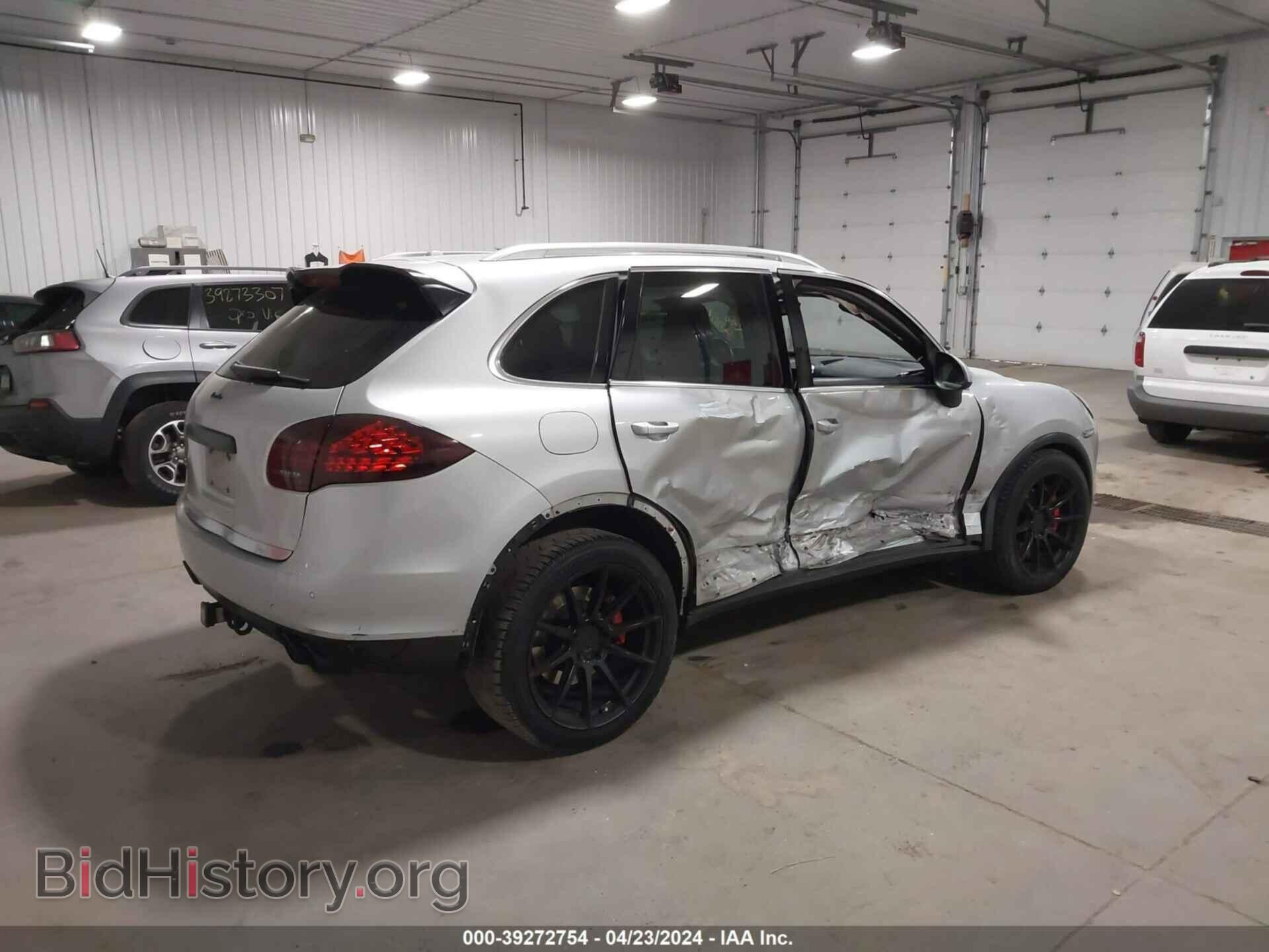 2012 PORSCHE CAYENNE - VIN: WP1AC2A21CLA81289 - Фото 4