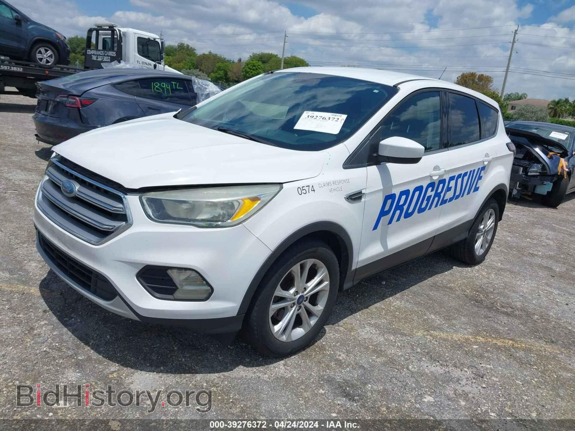 2017 FORD ESCAPE - VIN: 1FMCU0GD3HUB30574 - Фото 2