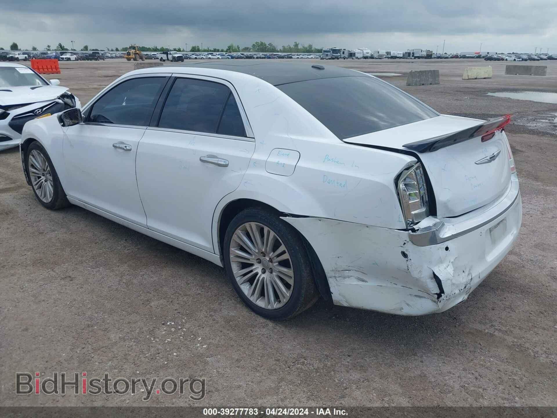 2013 CHRYSLER 300C - VIN: 2C3CCAPT0DH573013 - Фото 3