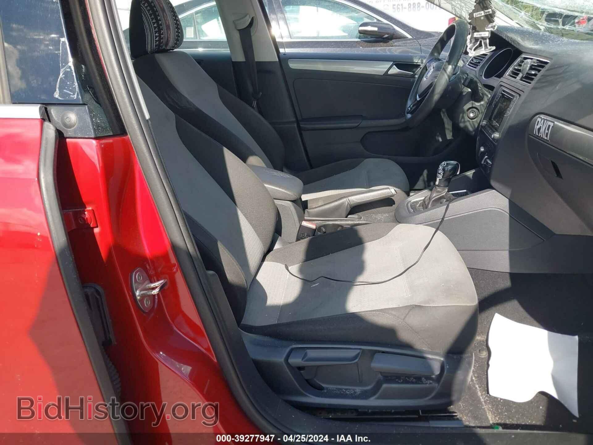 2017 VOLKSWAGEN JETTA - VIN: 3VW2B7AJ1HM390776 - Photo 5