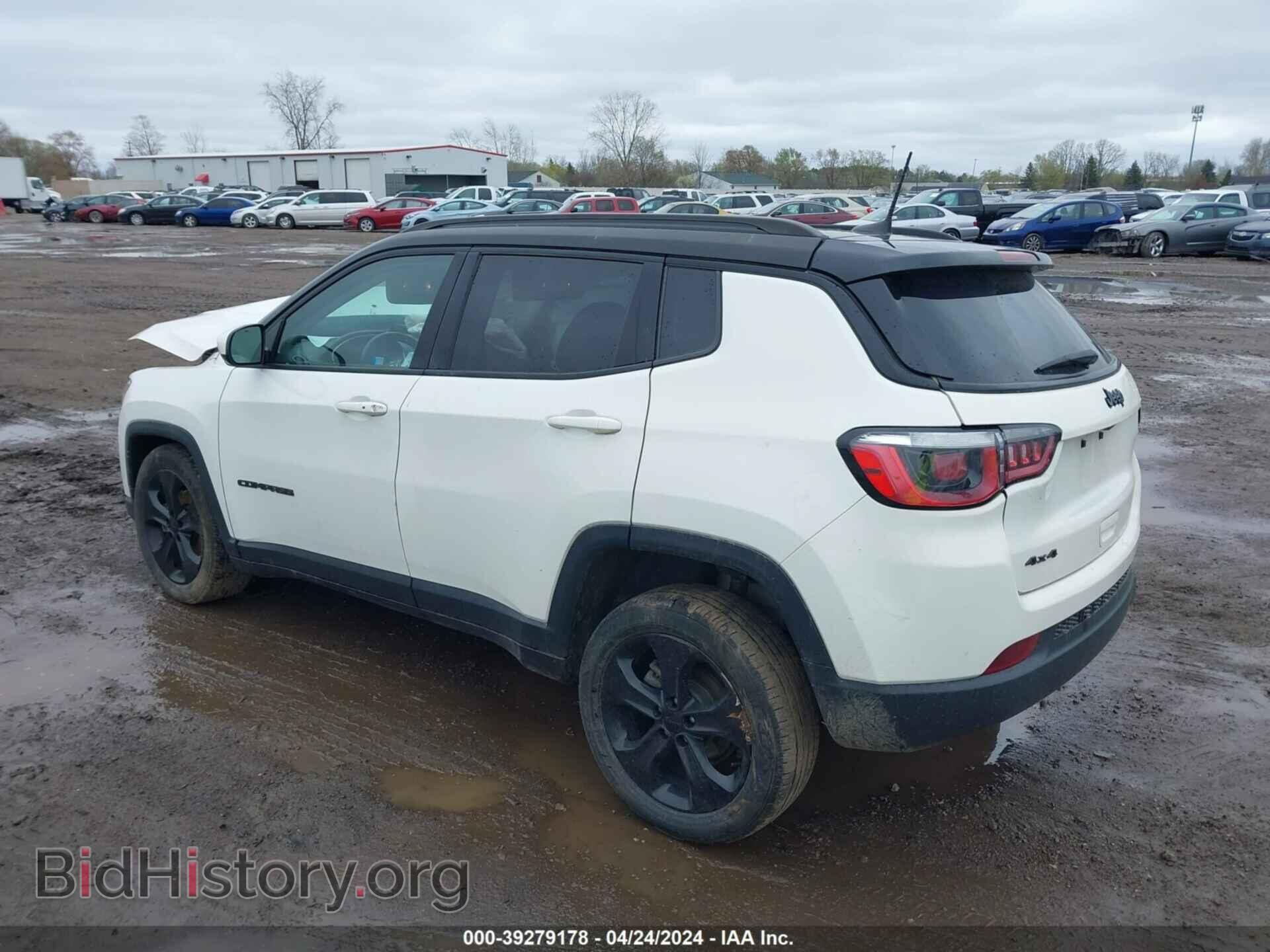 2018 JEEP COMPASS - VIN: 3C4NJDBB0JT395262 - Фото 3