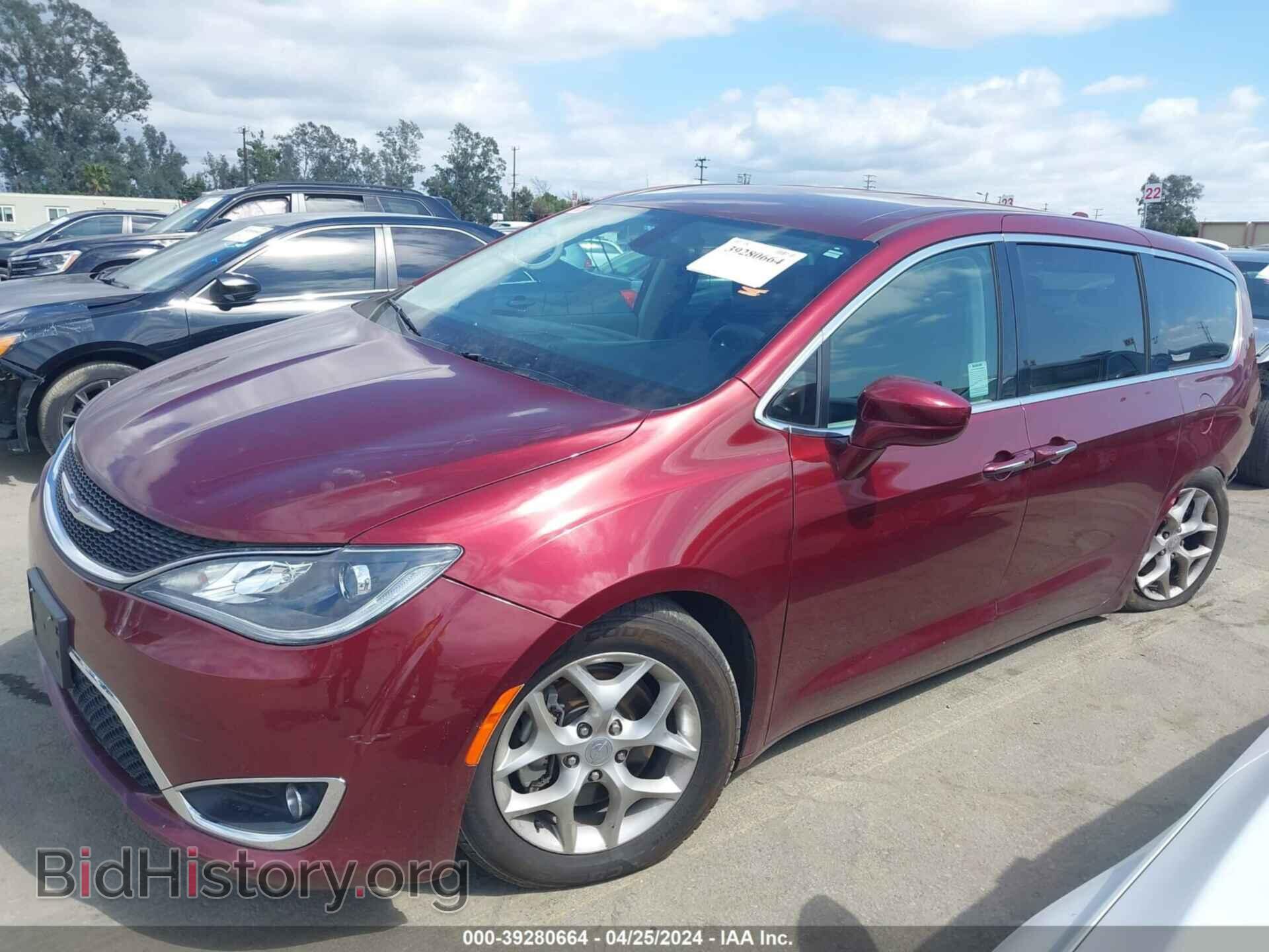 2019 CHRYSLER PACIFICA - VIN: 2C4RC1FG7KR710725 - Фото 2