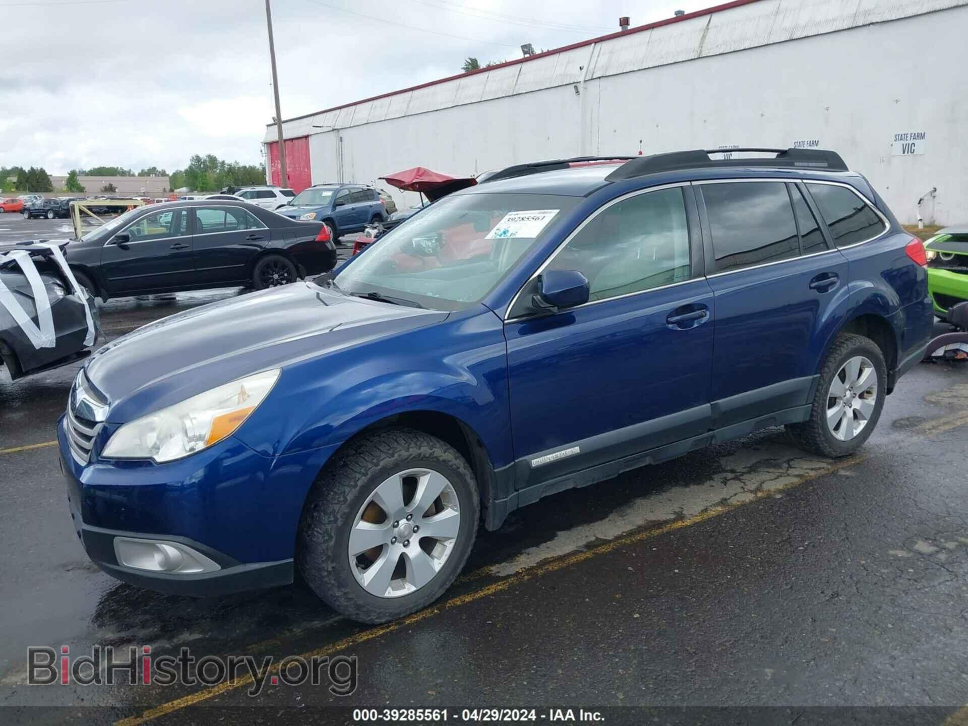 2011 SUBARU OUTBACK - VIN: 4S4BRBCC5B3424514 - Фото 2