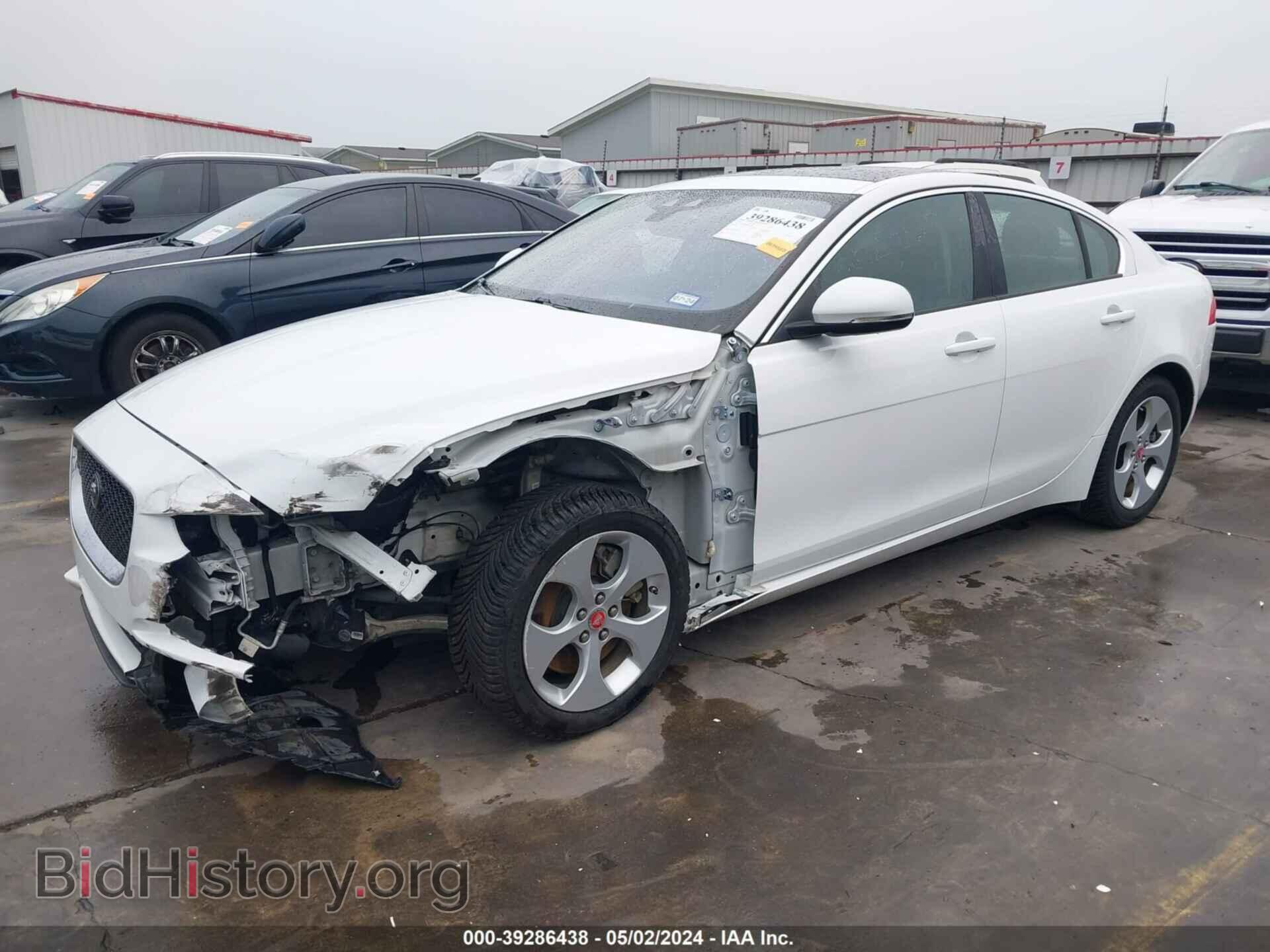 2017 JAGUAR XE - VIN: SAJAR4BG8HA951565 - Фото 2