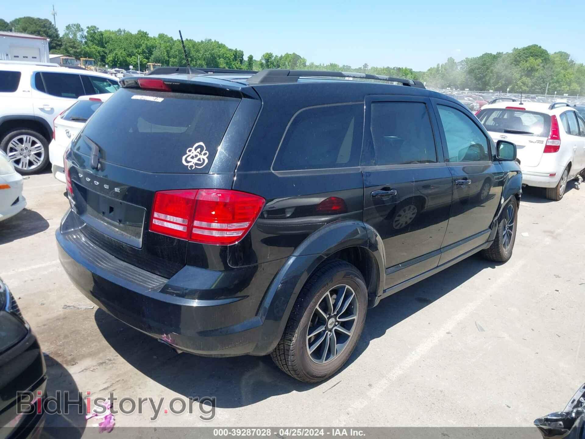 2018 DODGE JOURNEY - VIN: 3C4PDCAB9JT514082 - Фото 4