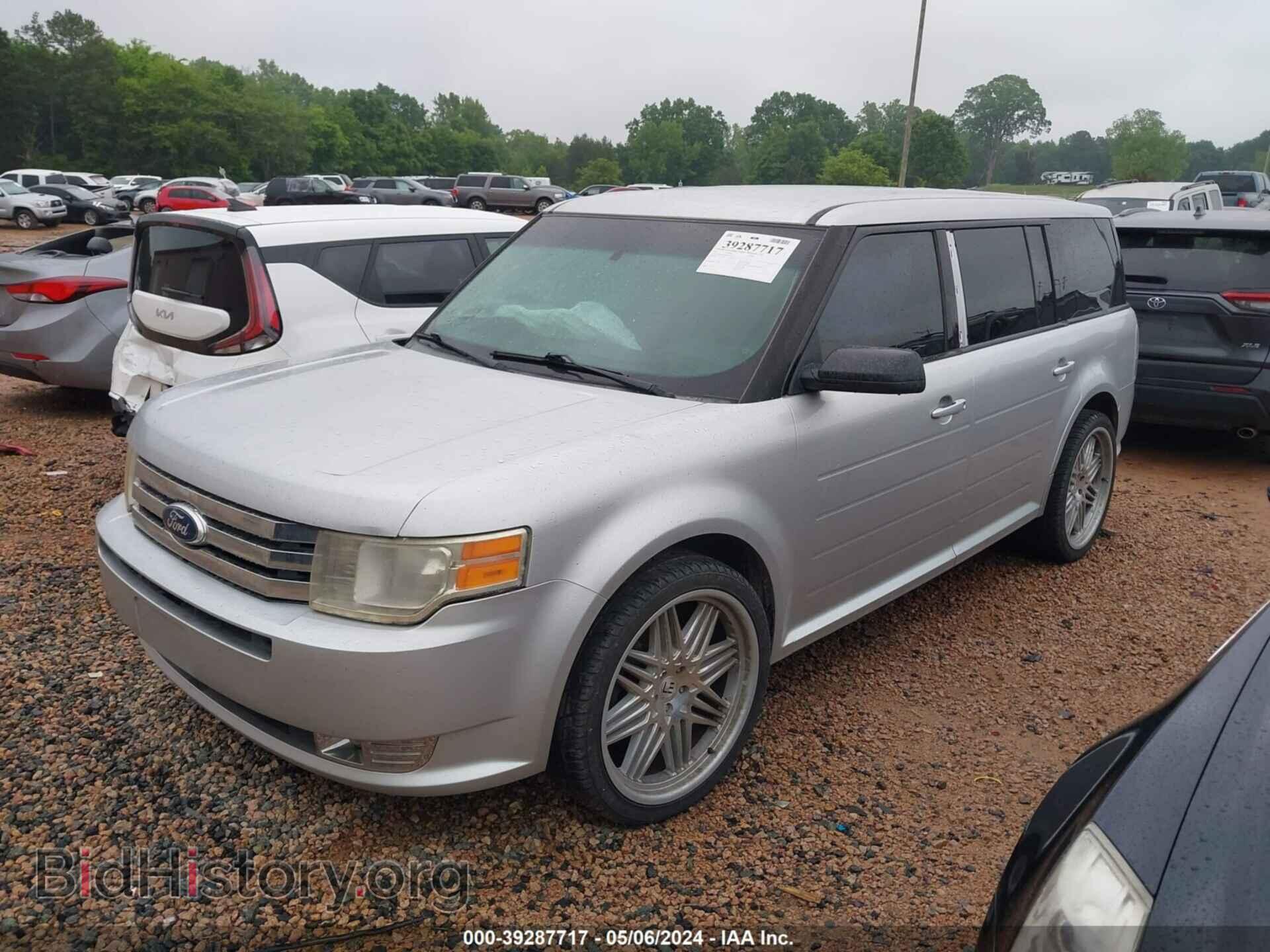 2011 FORD FLEX - VIN: 2FMGK5BC8BBD12352 - Photo 2