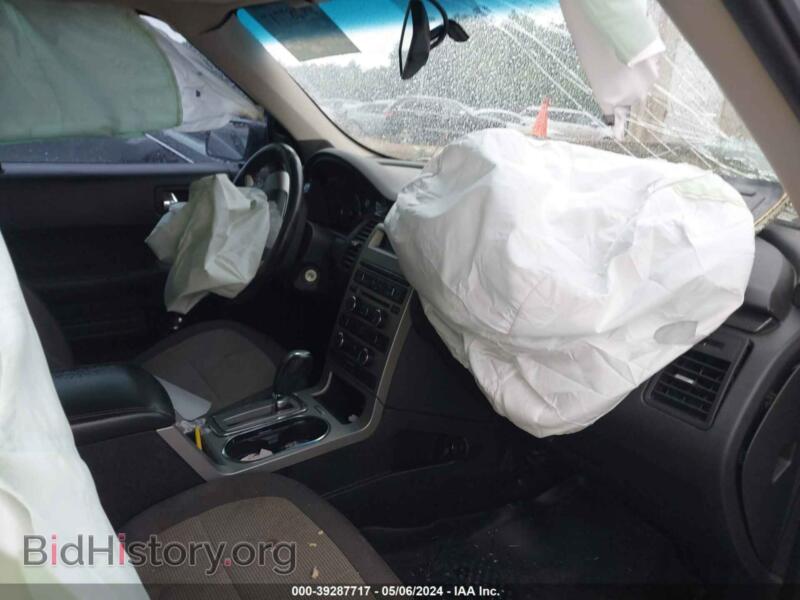 2011 Ford FLEX (VIN 2FMGK5BC8BBD12352) — photo 5 of 16