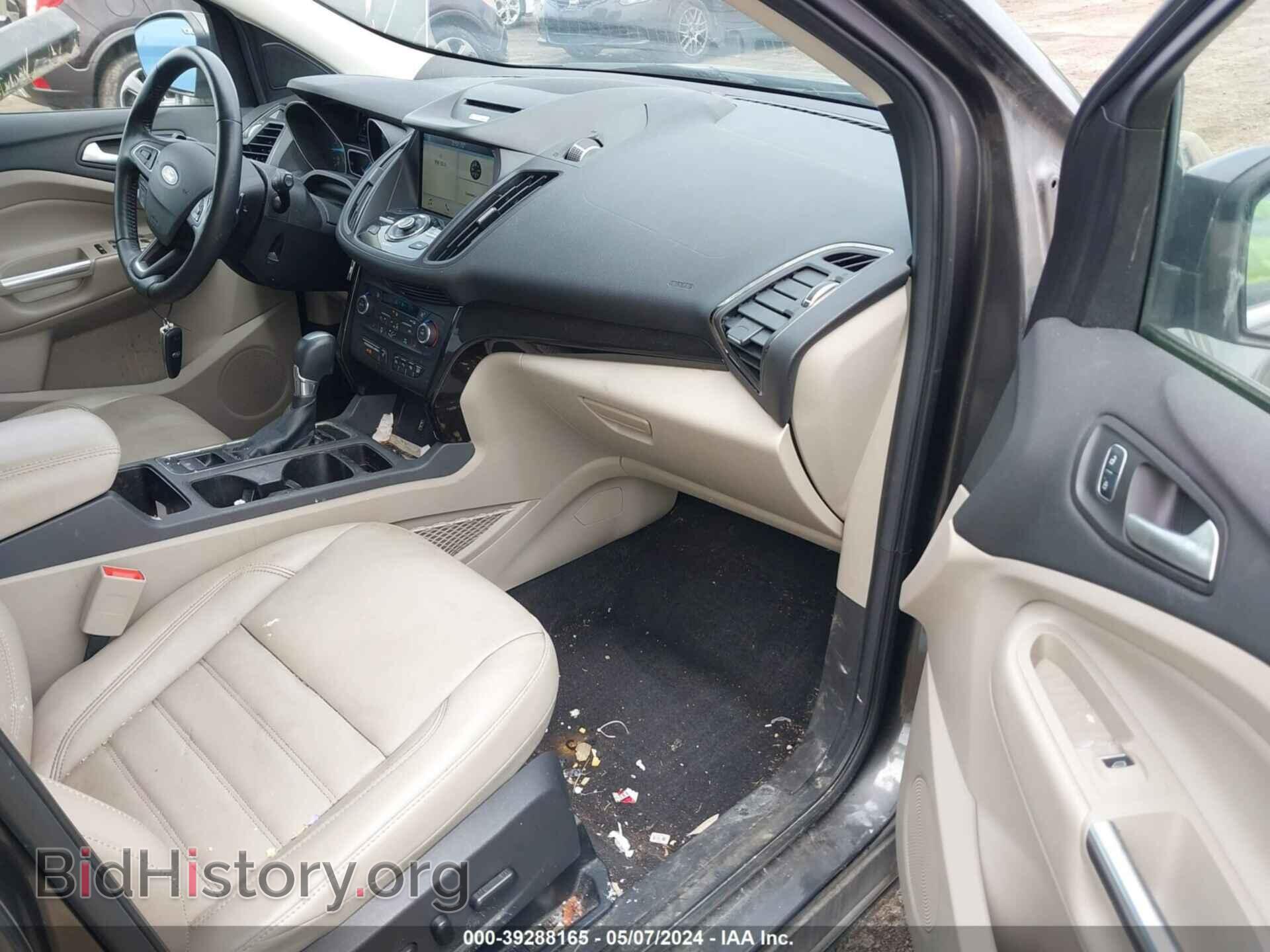 2017 FORD ESCAPE - VIN: 1FMCU0J97HUD38882 - Photo 5