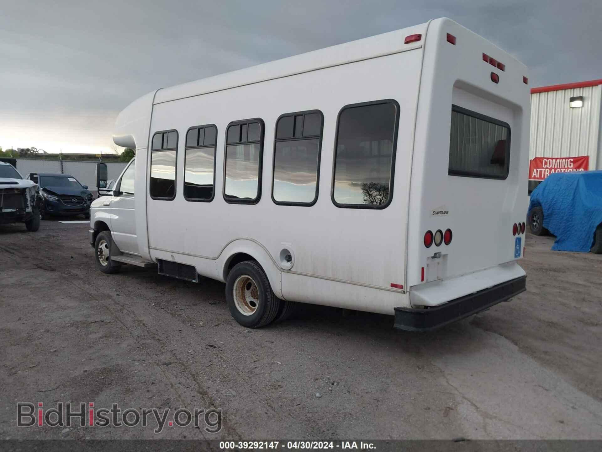 2009 FORD E-450 CUTAWAY - VIN: 1FDFE45S59DA92902 - Фото 3