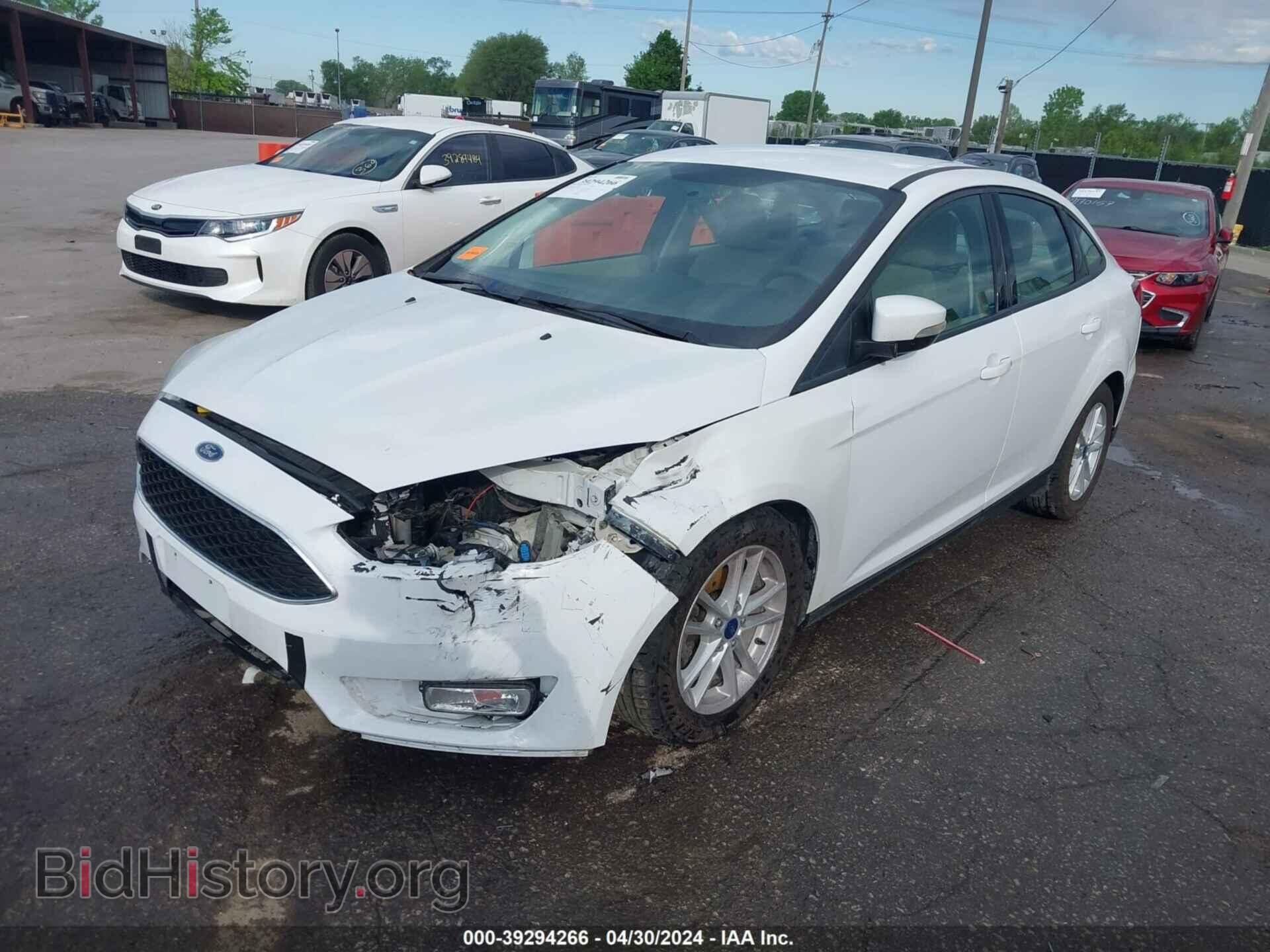 2017 FORD FOCUS - VIN: 1FADP3F24HL309204 - Photo 2