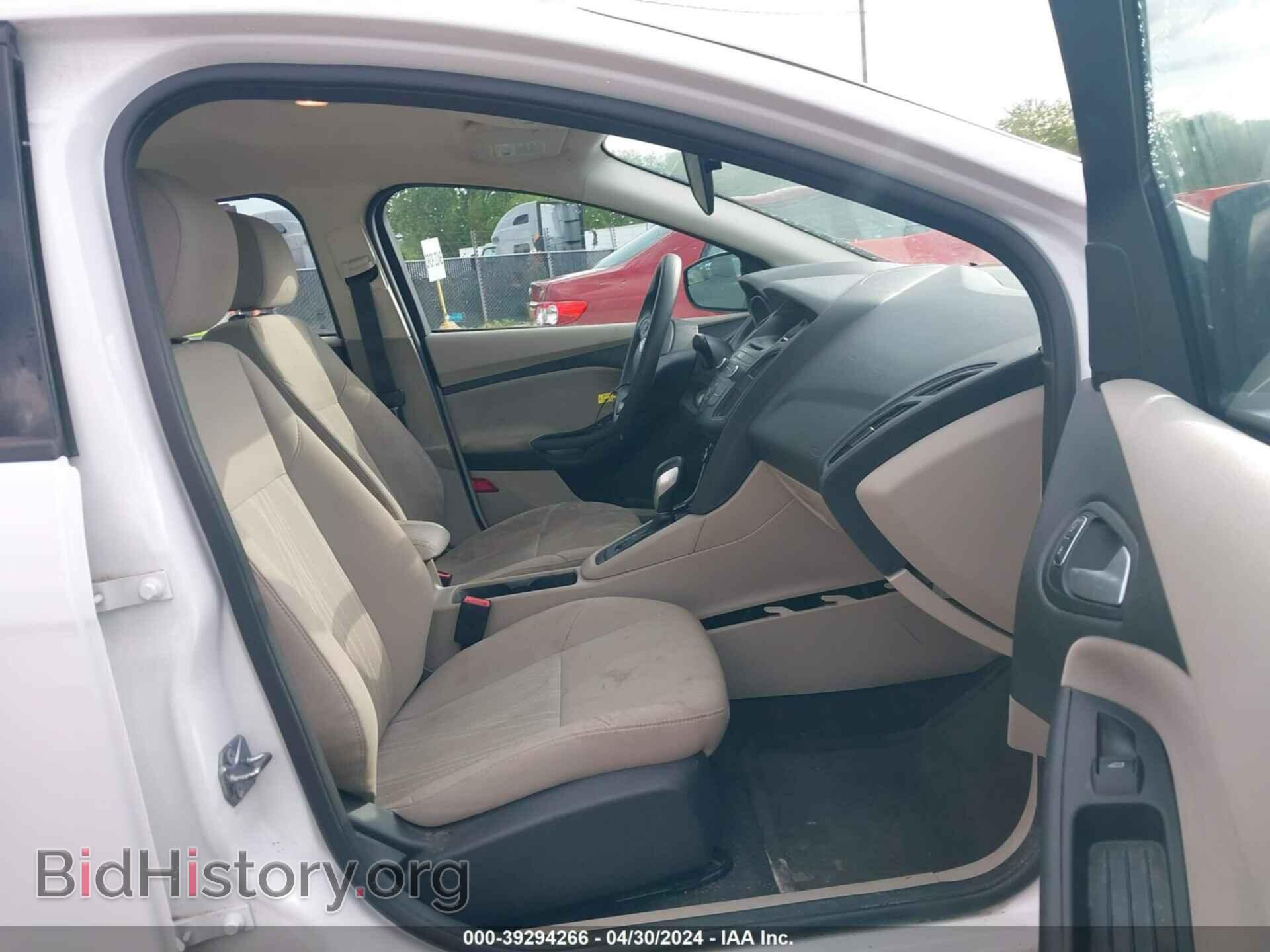 2017 FORD FOCUS - VIN: 1FADP3F24HL309204 - Photo 5