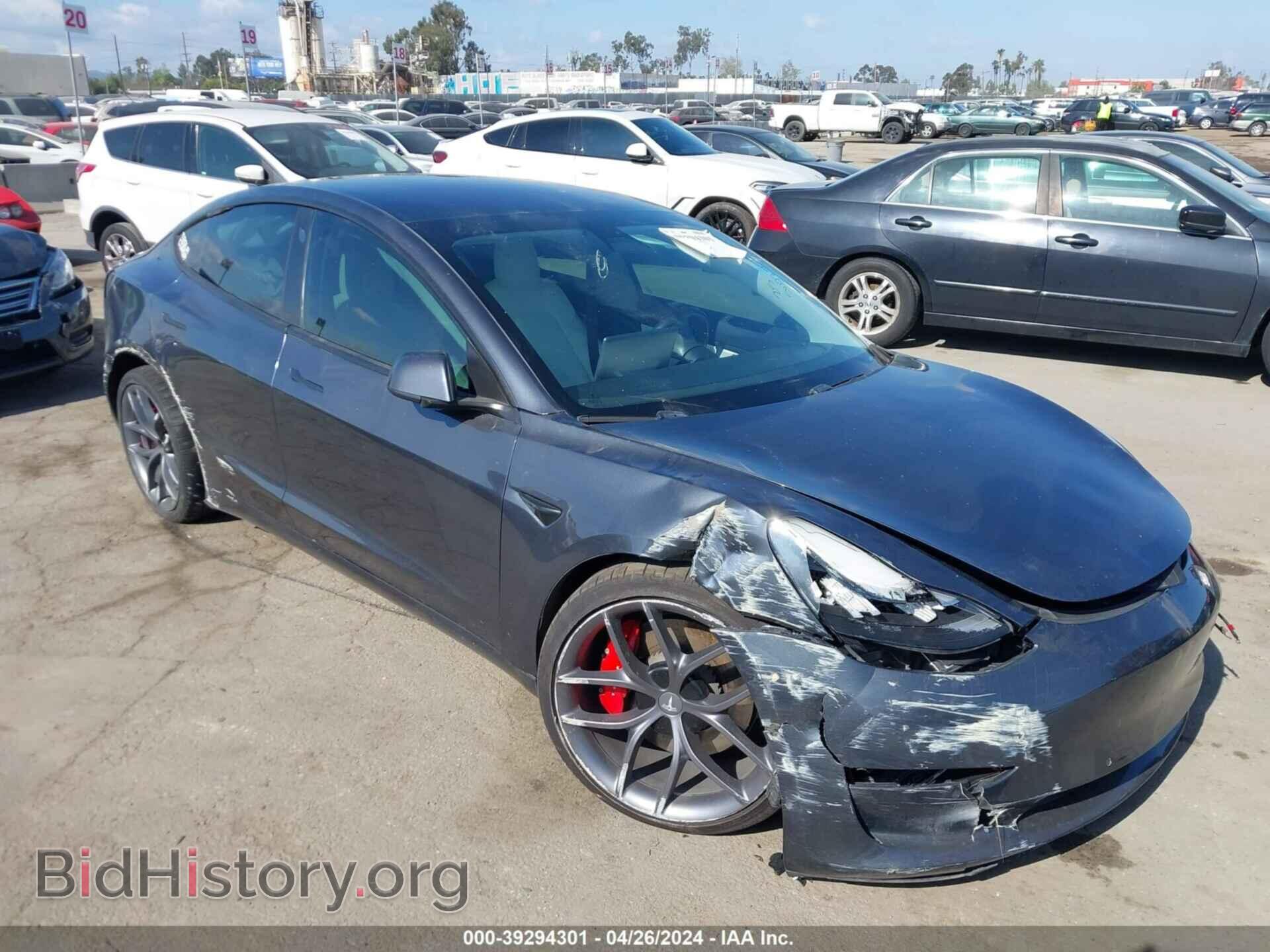 Фотография 5YJ3E1EB6JF079367 - TESLA MODEL 3 2018