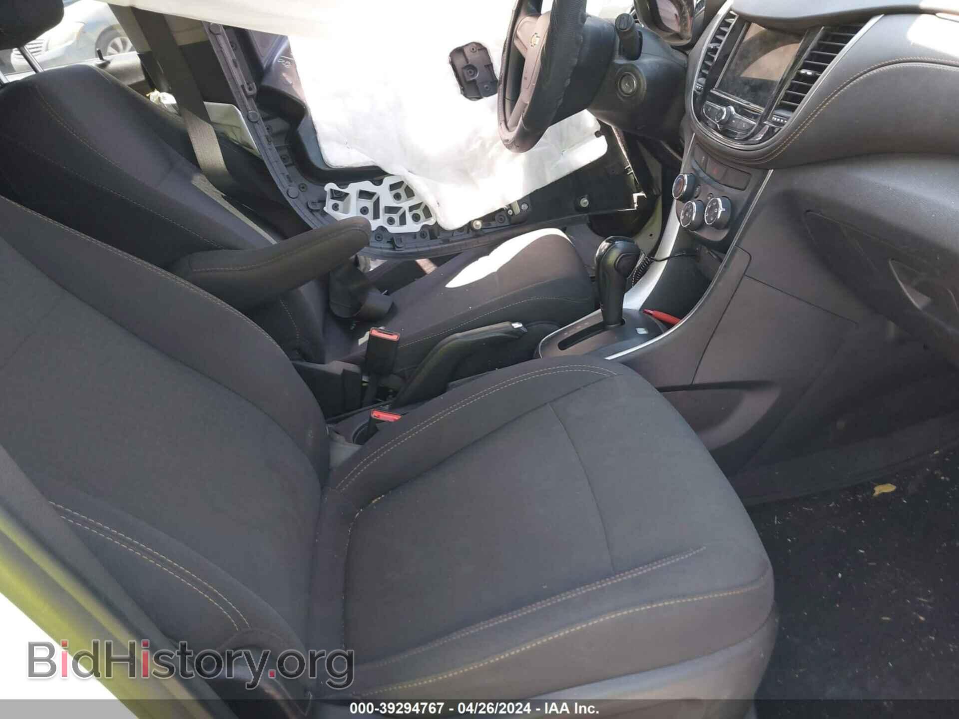 2019 CHEVROLET TRAX - VIN: 3GNCJKSB9KL394793 - Фото 5
