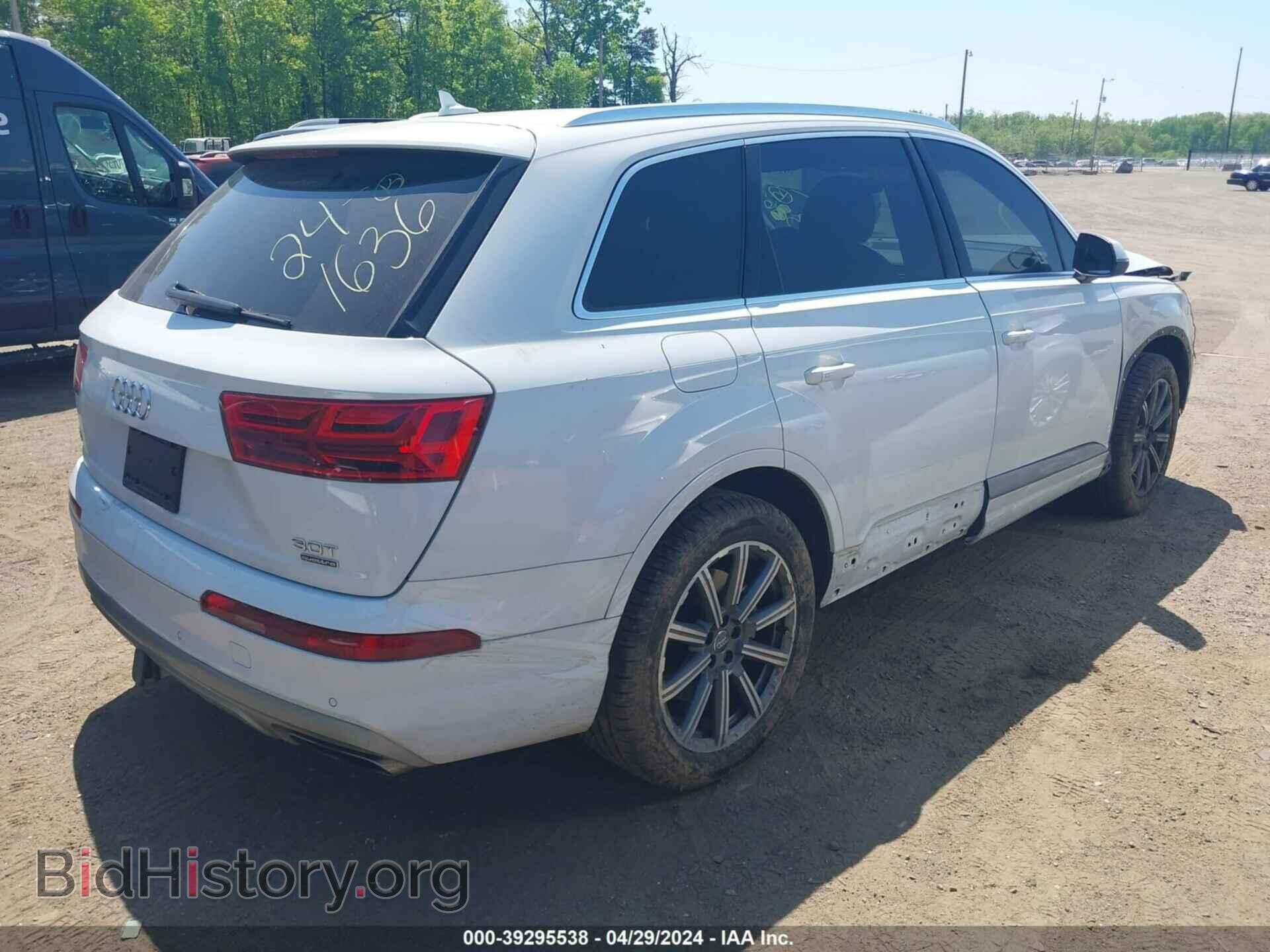 2017 AUDI Q7 - VIN: WA1LAAF75HD002068 - Фото 4