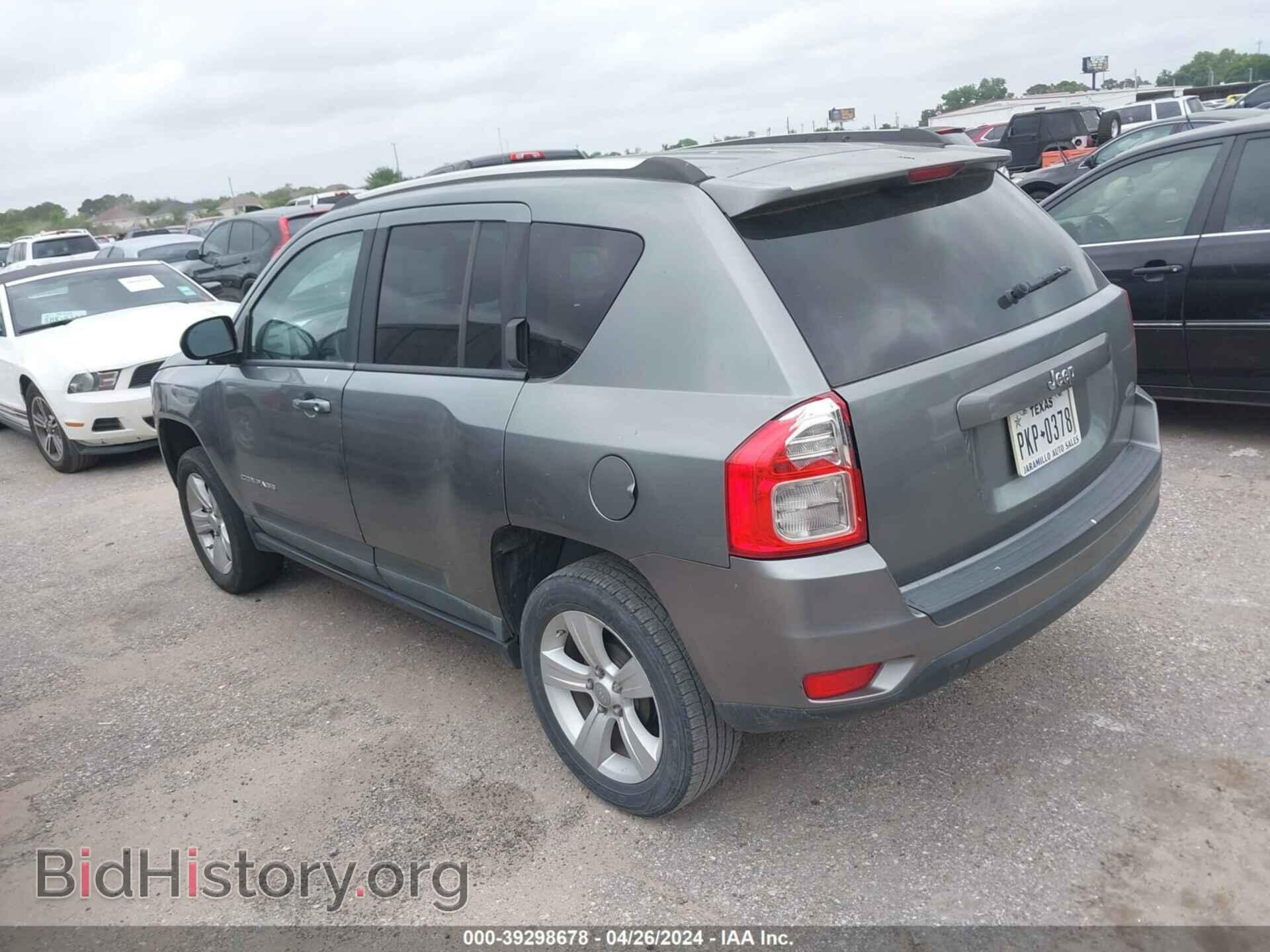 2011 JEEP COMPASS - VIN: 1J4NT1FA6BD267443 - Фото 3