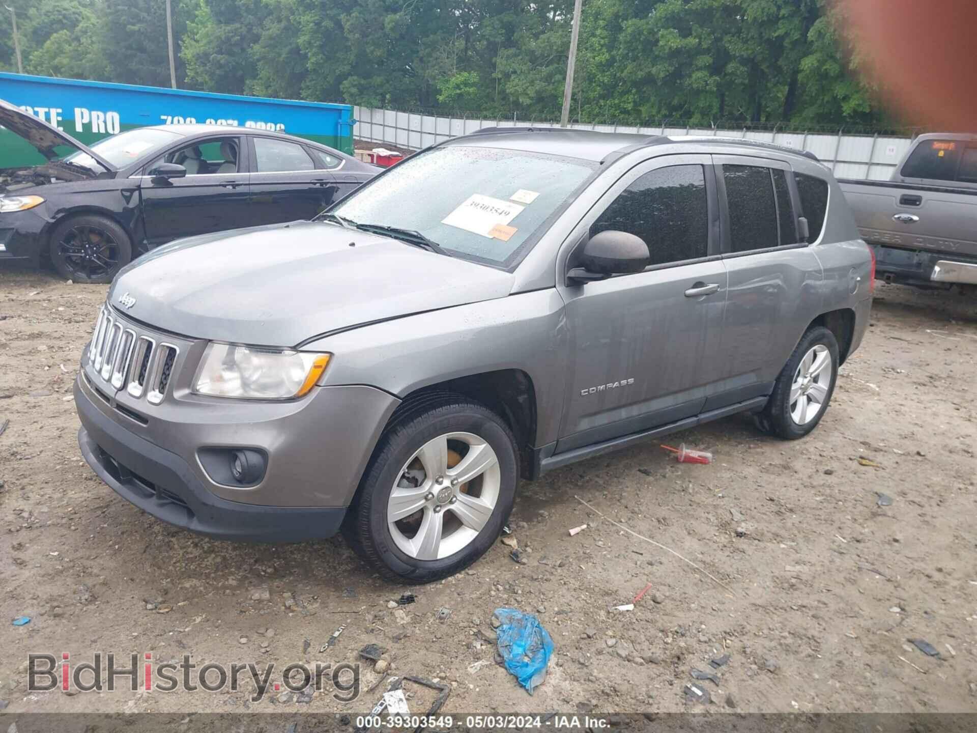 2013 JEEP COMPASS - VIN: 1C4NJCEB0DD123939 - Фото 2
