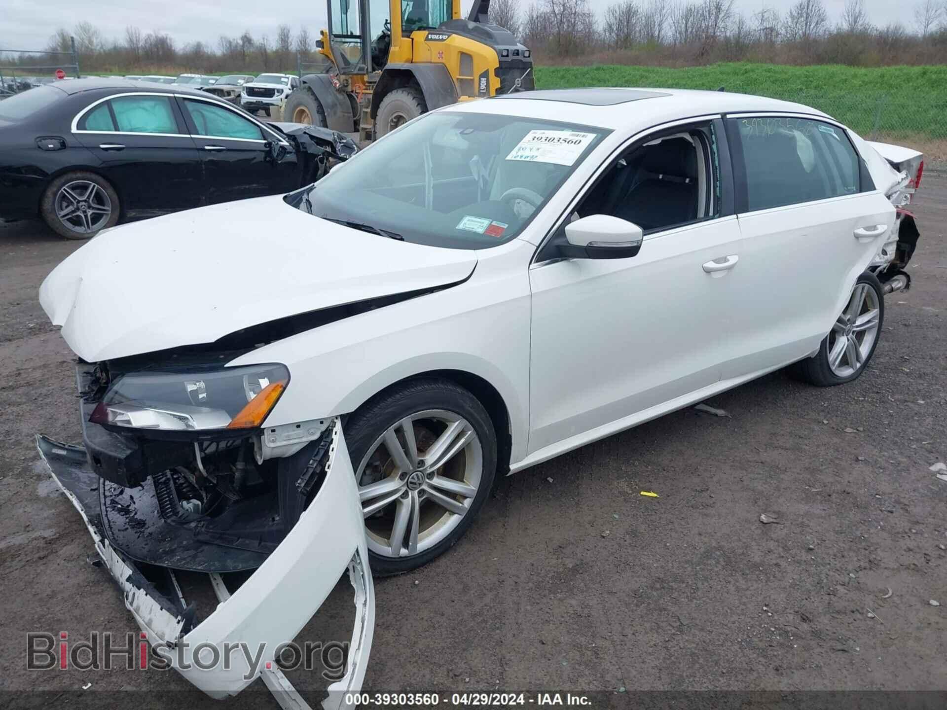 2014 VOLKSWAGEN PASSAT - VIN: 1VWBN7A32EC006512 - Photo 2