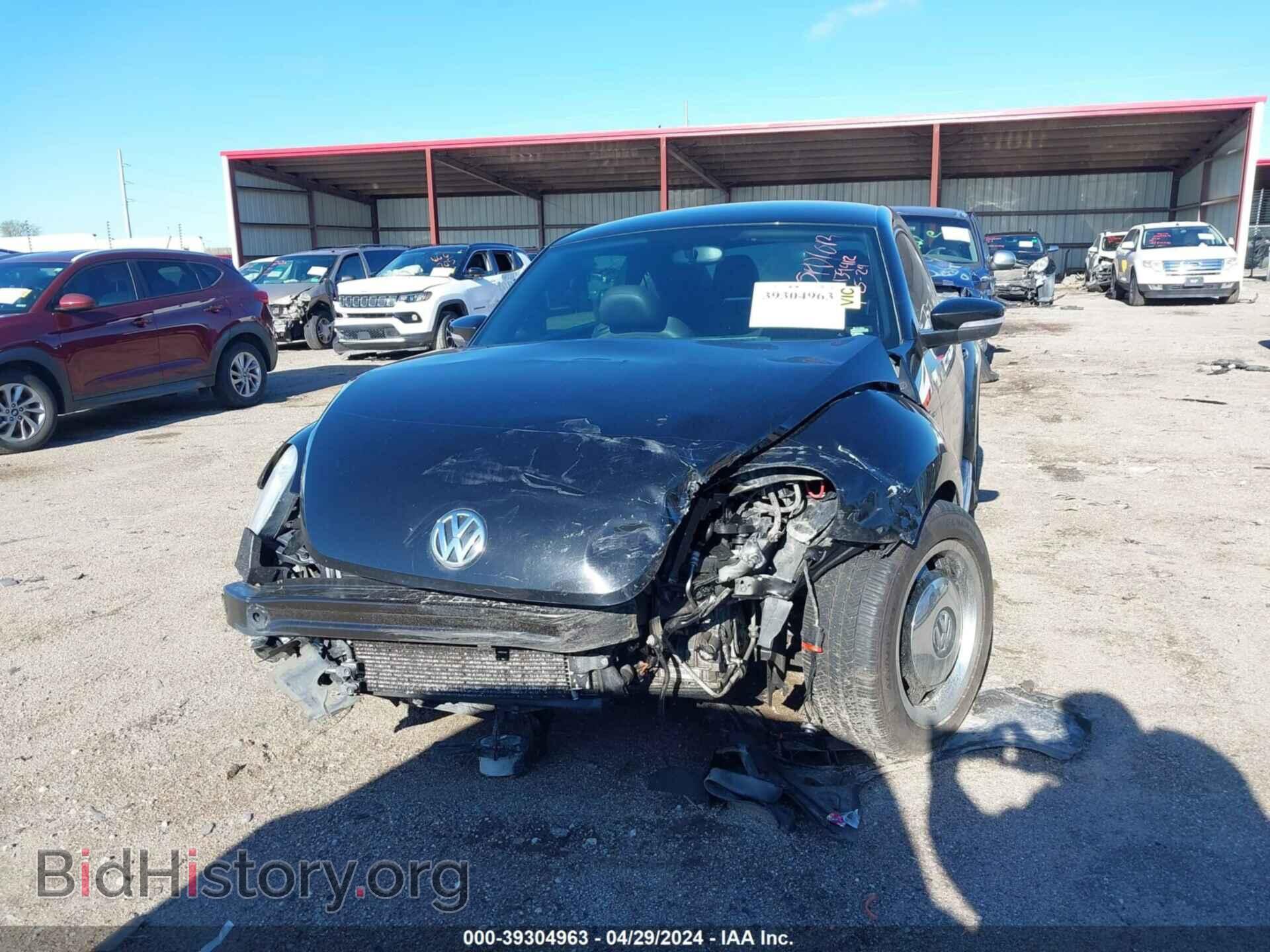 2012 VOLKSWAGEN BEETLE - VIN: 3VWJX7AT7CM663789 - Фото 6