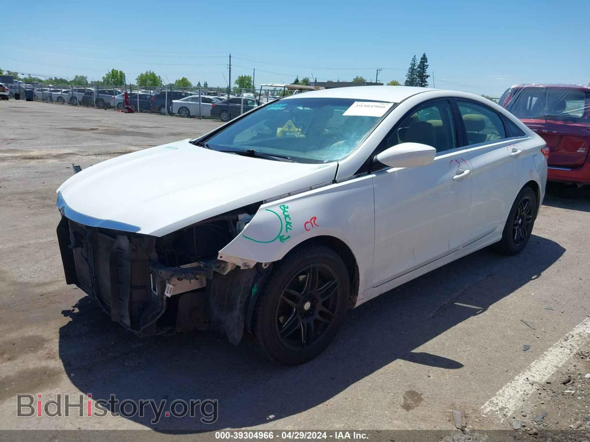 2012 HYUNDAI SONATA - VIN: 5NPEB4AC1CH420261 - Фото 2