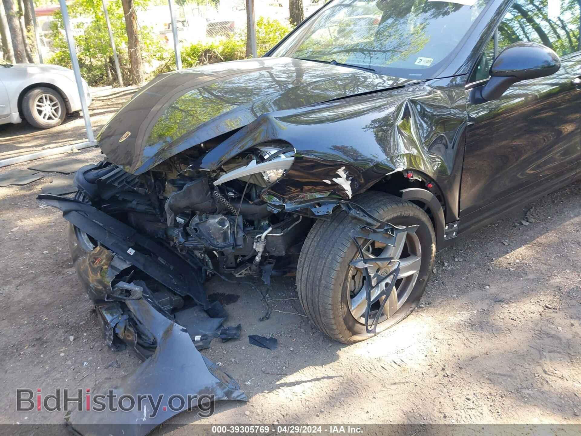2012 PORSCHE CAYENNE - VIN: WP1AB2A23CLA42805 - Photo 6